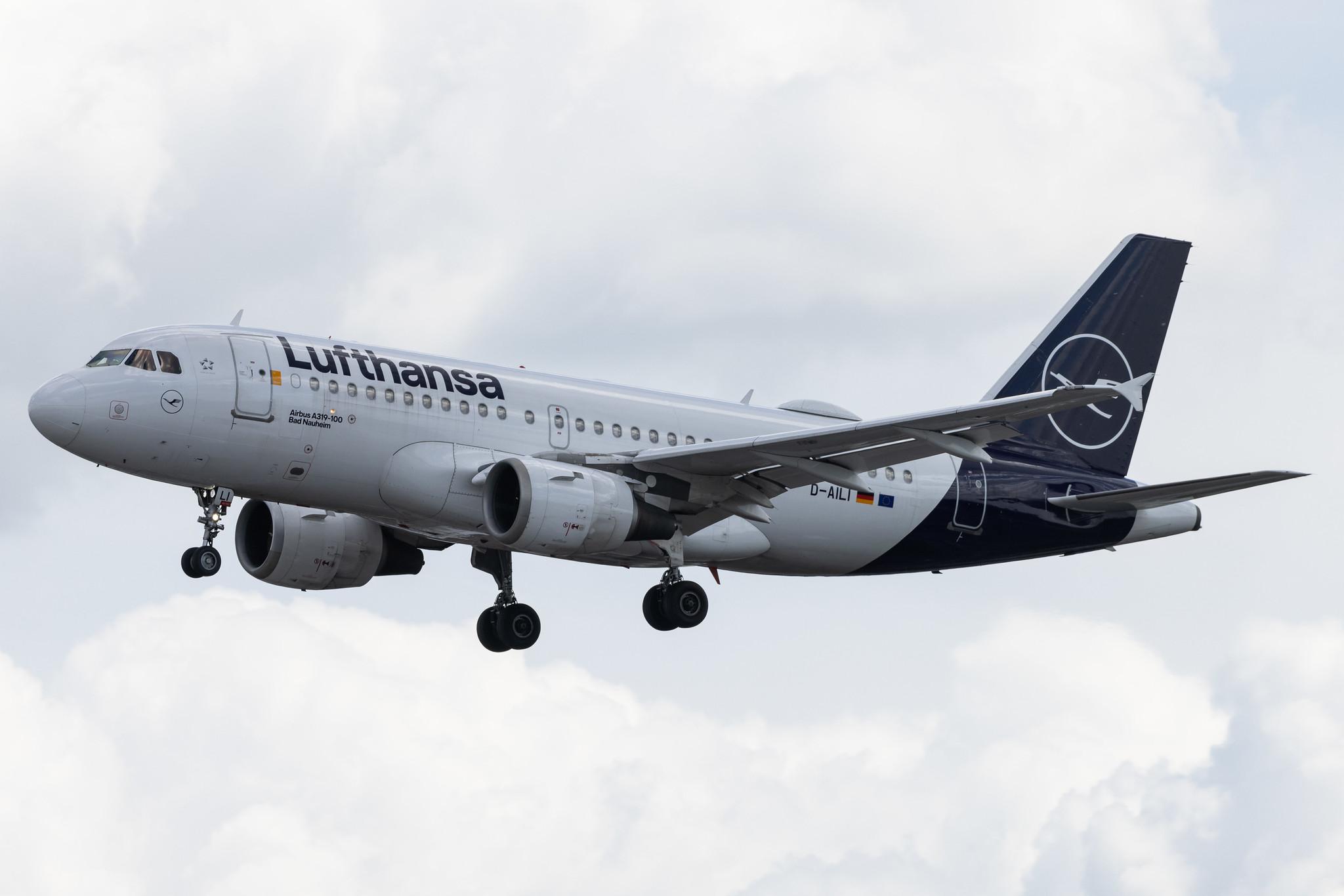 Hamburg Airport: Lufthansa (LH / DLH) | Airbus A319-114 A319 | D-AILI | MSN 0651