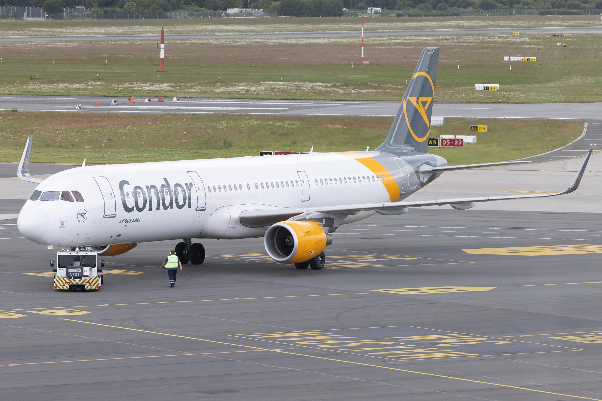 Hamburg Airport: Condor (DE / CFG) | Airbus A321-211 A321 | D-AIAF | MSN 6459