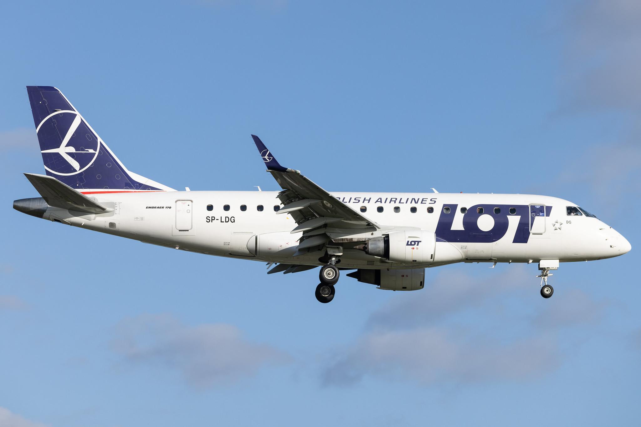 Hamburg Airport: LOT (LO / LOT) | Embraer E170STD E170 | SP-LDG | MSN 17000065