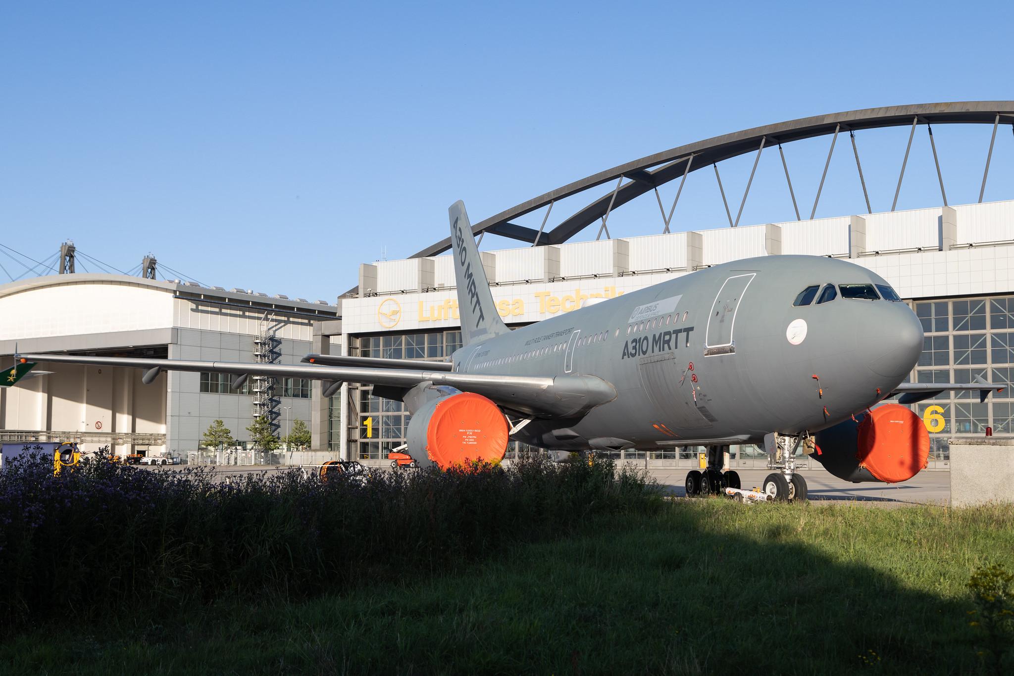 Hamburg Airport: Airbus (/ AIB) | Airbus A310-324(MRTT) A310 | EC-HLA | MSN 489