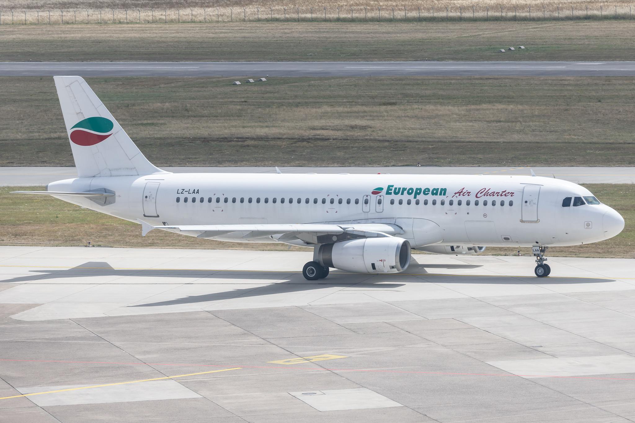 Hannover Airport: European Air Charter (H6 / BUC) | Airbus A320-231 A320 | LZ-LAA | MSN 0256