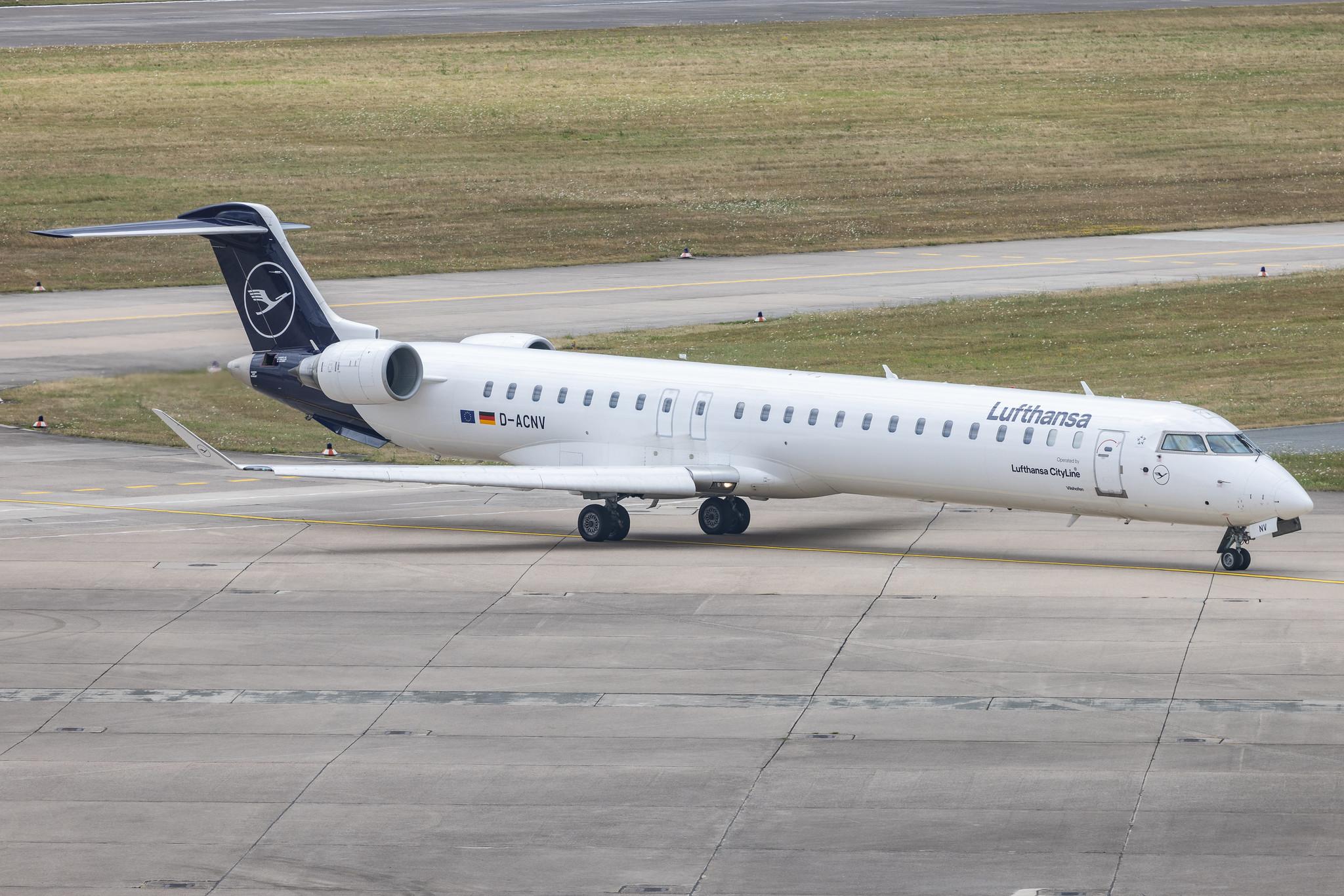 Hannover Airport: Lufthansa (LH / DLH) | Operator: Lufthansa CityLine | Mitsubishi CRJ-900LR CRJ9 | D-ACNV | MSN 15268