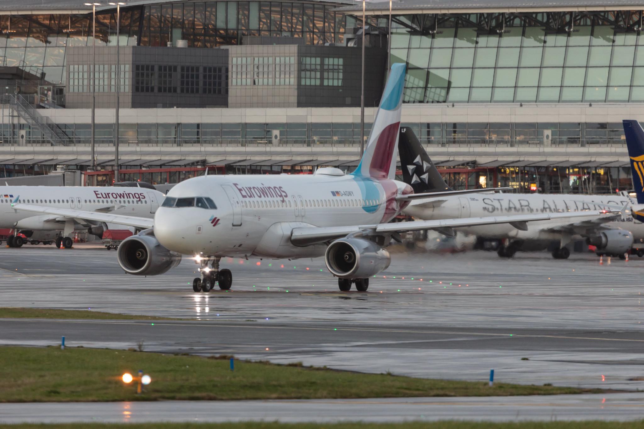 Hamburg Airport: Eurowings (EW / EWG) |  Airbus A319-132 A319 | D-AGWY | MSN 5941