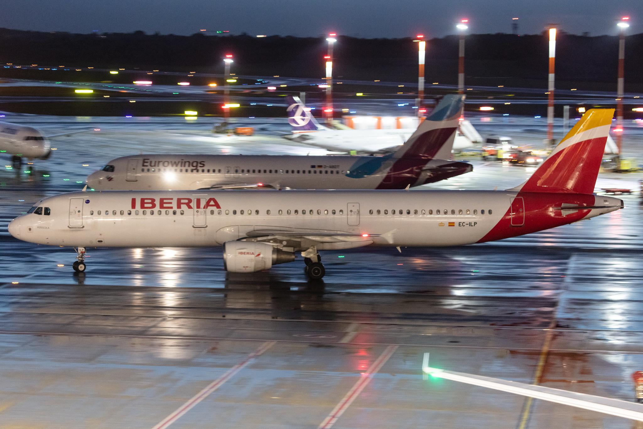 Hamburg Airport: Iberia (IB / IBE) |  Airbus A321-213 A321 | EC-ILP | MSN 1716