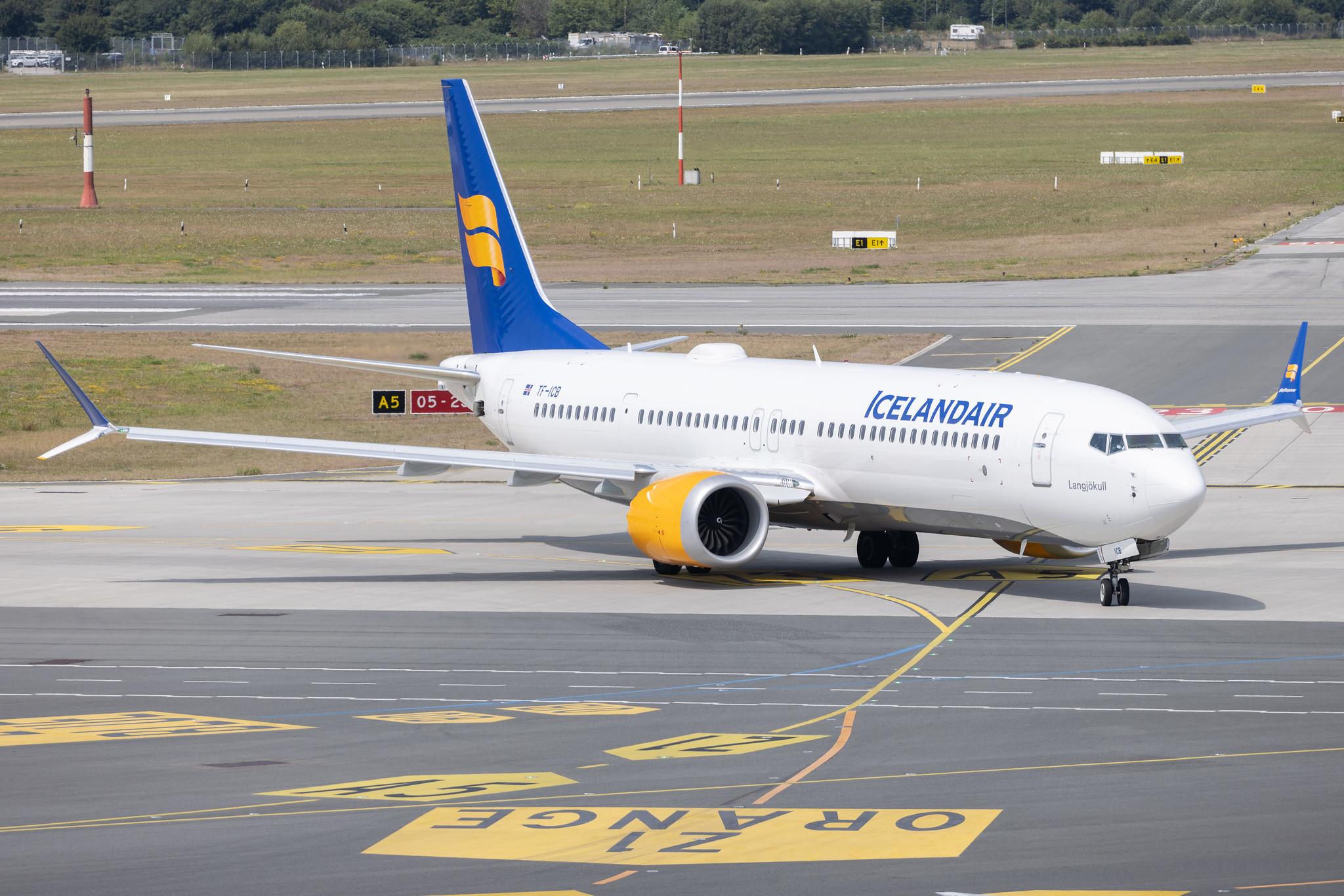 Hamburg Airport: Icelandair (FI / ICE) |  Boeing 737 MAX 9 B39M | TF-ICB | MSN 44568
