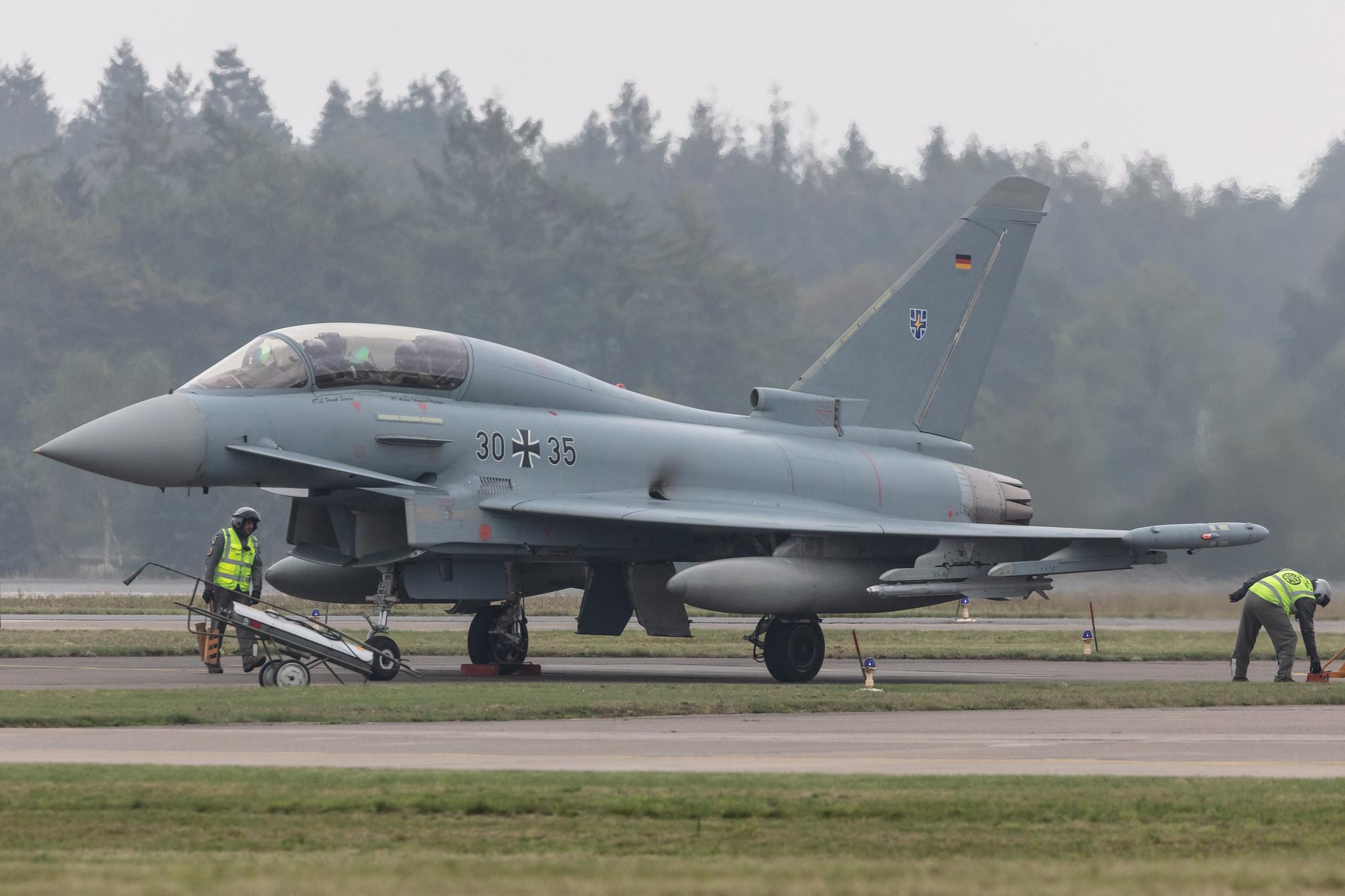 Fliegerhorst Hohn: German Air Force (/ GAF) | Eurofighter Typhoon EF2000 EUFI | 30+35 | MSN GT013