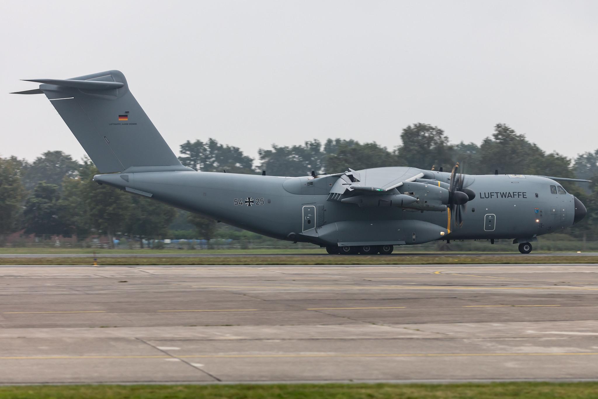 Fliegerhorst Hohn: German Air Force (/ GAF) | Airbus A400M-180 A400 | 54+25 | MSN 085