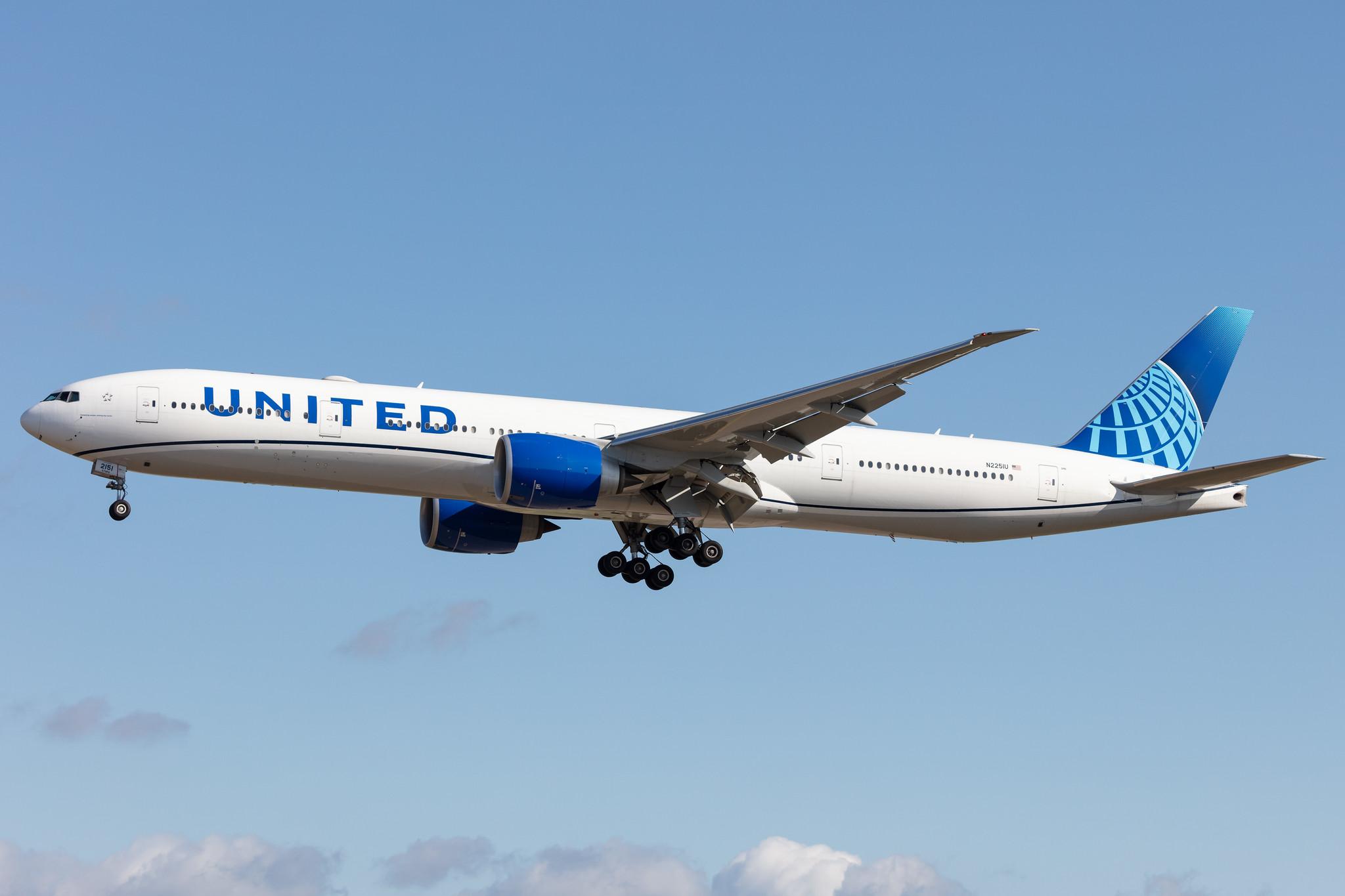 Frankfurt Airport: United Airlines (UA / UAL) |  Boeing 777-300(ER) B77W | N2251U | MSN 66591