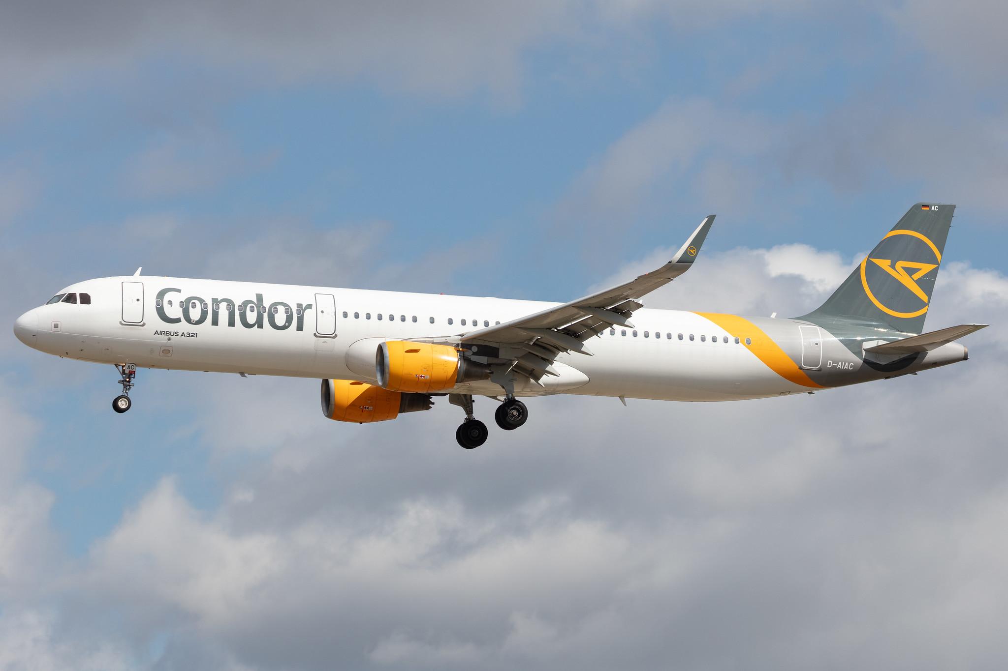Frankfurt Airport: Condor (DE / CFG) |  Airbus A321-211 A321 | D-AIAC | MSN 5969