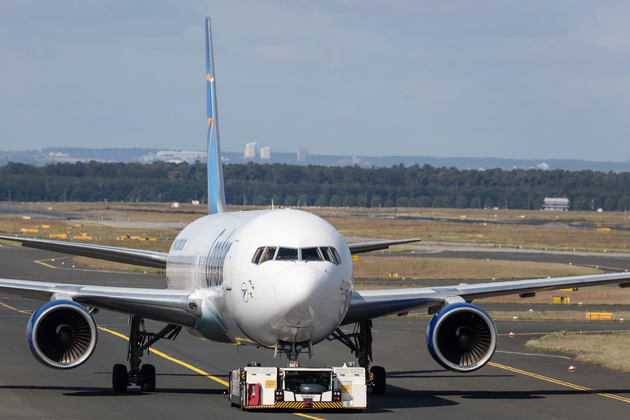 Frankfurt Airport: Condor (DE / CFG) |  Boeing 767-330(ER) B763 | D-ABUI | MSN 26988
