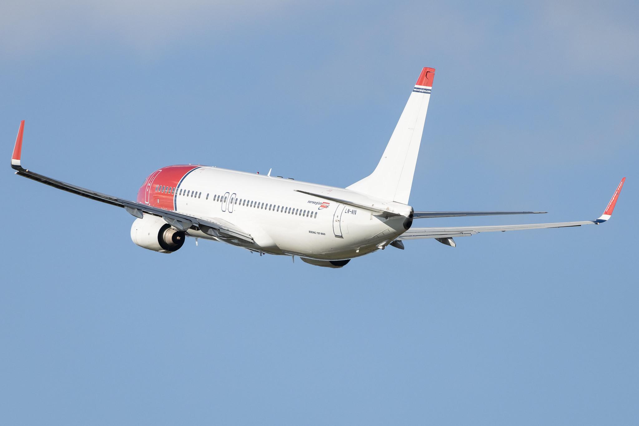 Hamburg Airport: Norwegian (DY / NOZ) | Operator: Norwegian Air Shuttle AOC |  Boeing 737-81M B738 | LN-NIN | MSN 30721