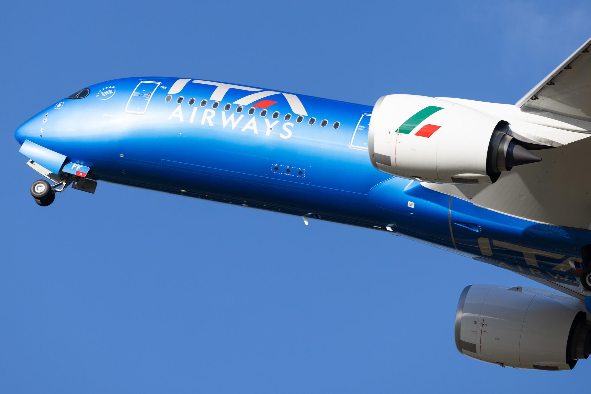 Hamburg Airport: ITA Airways (AZ / ITY) |  Airbus A350-941 A359 | EI-IFF | MSN 283