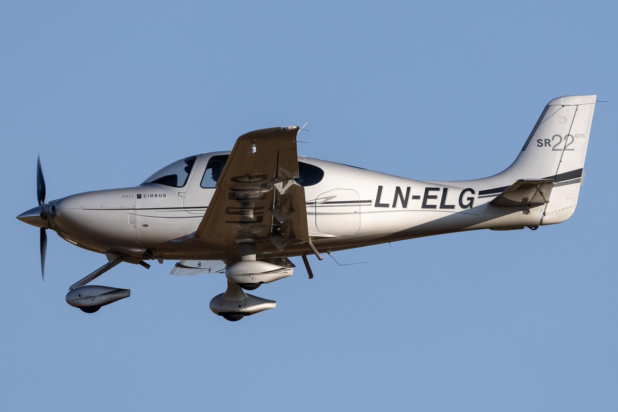 Hamburg Airport: Private owner | Cirrus SR22 SR22 | LN-ELG | MSN 3742
