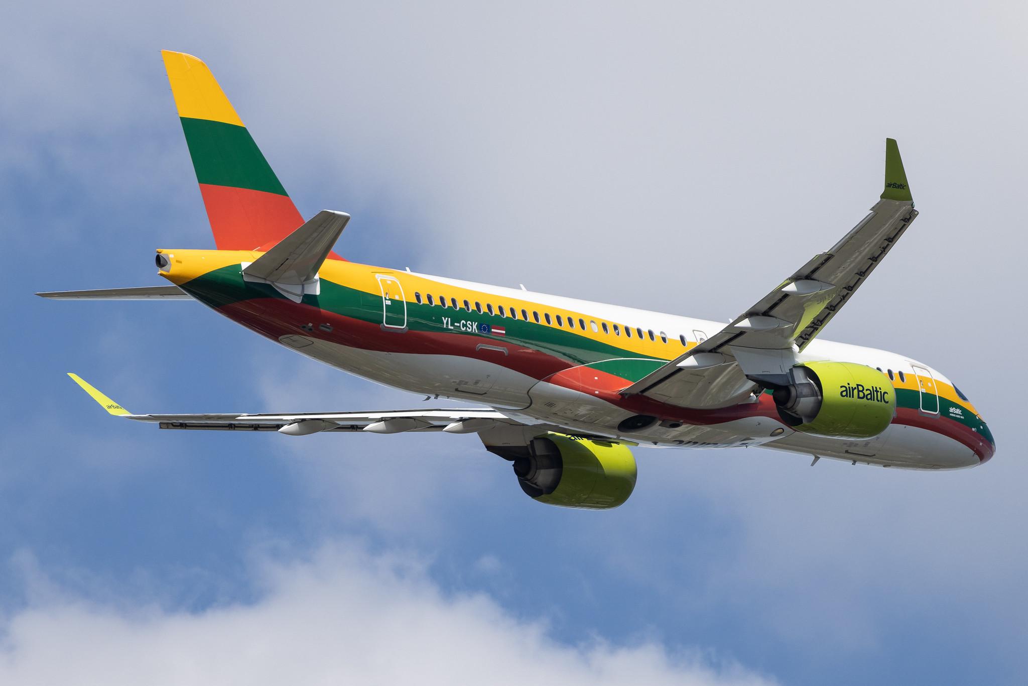 Hamburg Airport: Air Baltic (BT / BTI) | Livery: Lithuanian Flag Livery | Airbus A220-300 BCS3 | YL-CSK | MSN 55039