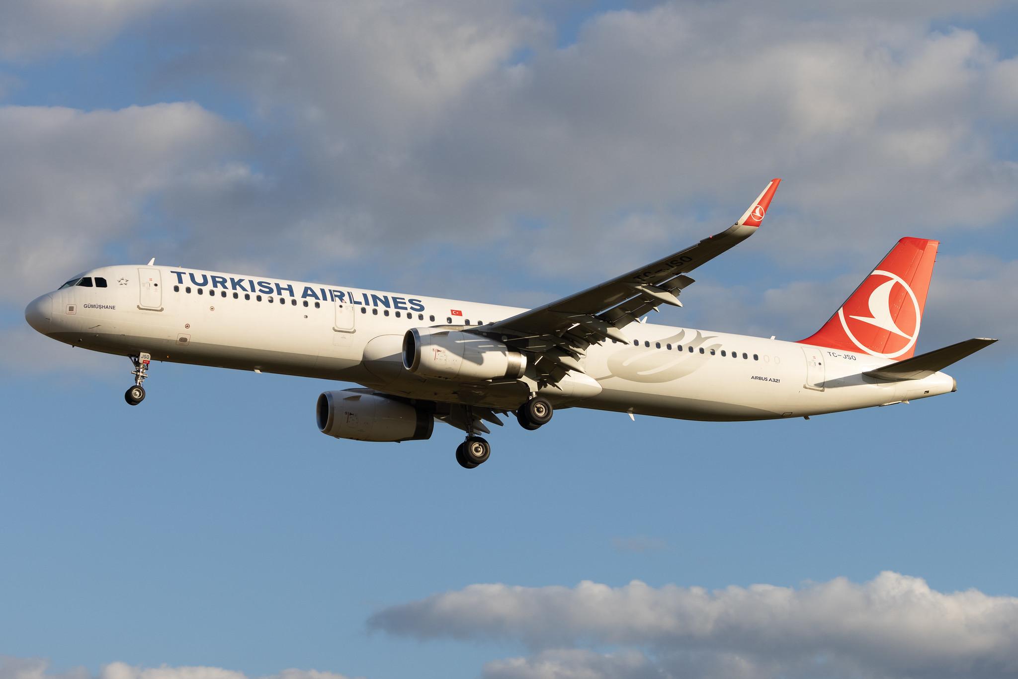 Hamburg Airport: Turkish Airlines (TK / THY) | Airbus A321-231 A321 | TC-JSO | MSN 6563