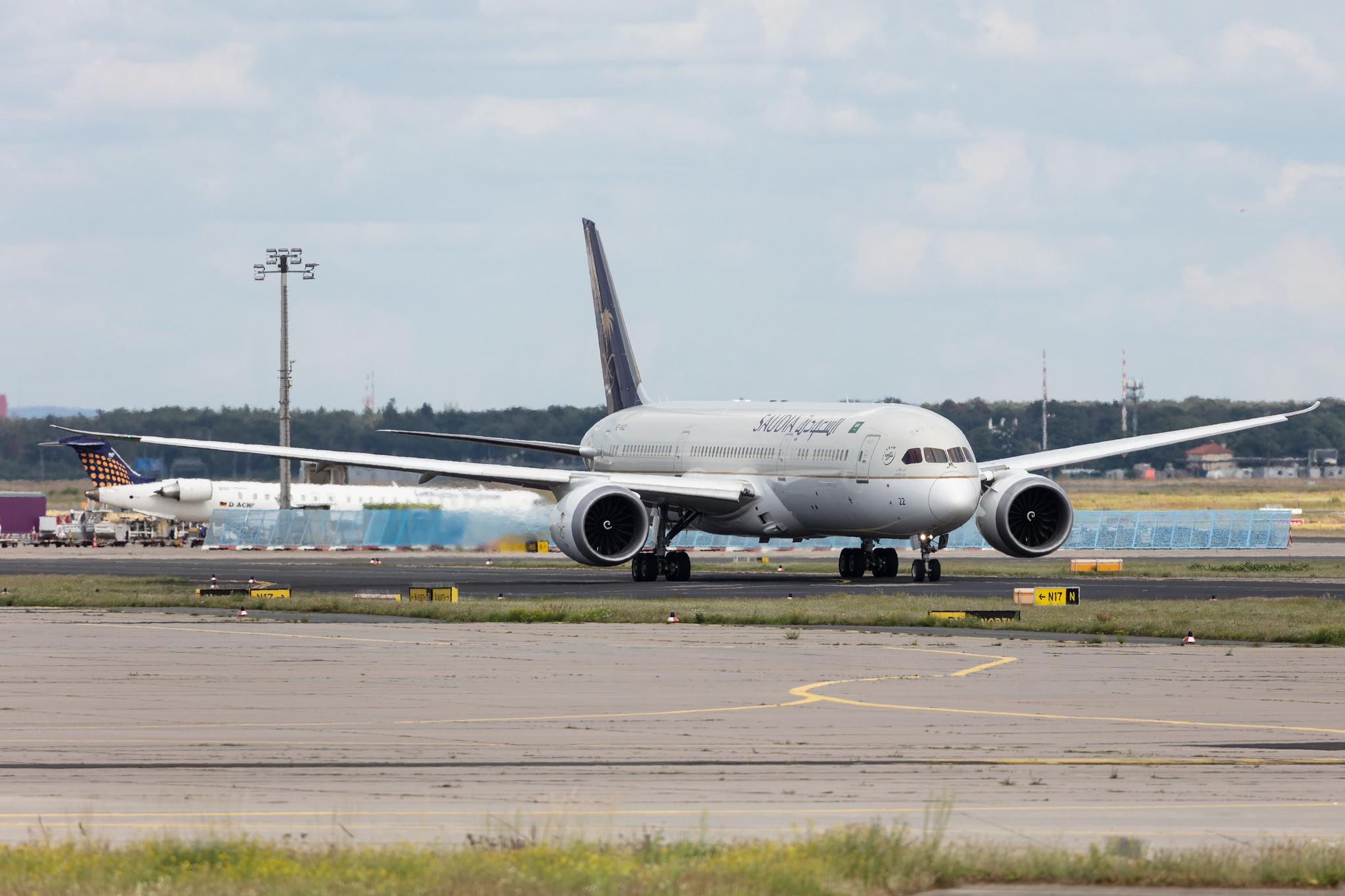 Frankfurt Airport: Saudia (SV / SVA) |  Boeing 787-9 Dreamliner B789 | HZ-AR22 | MSN 40048