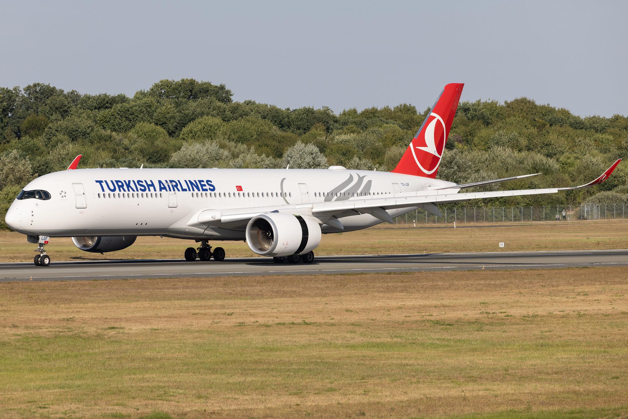 Hamburg Airport: Turkish Airlines (TK / THY) |  Airbus A350-941 A359 | TC-LGF | MSN 496