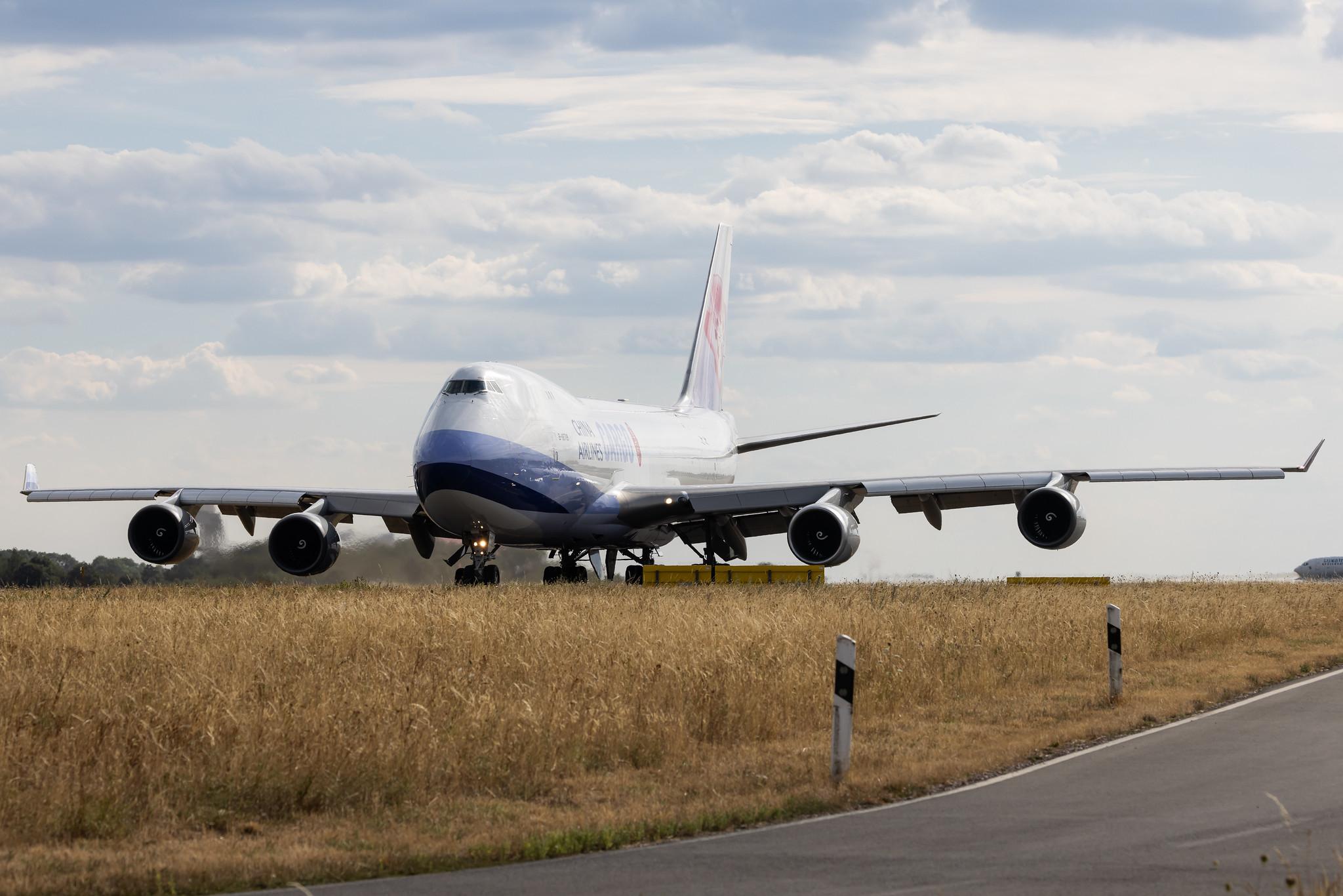 Luxembourg Findel Airport: China Airlines Cargo (CI / CAL) | Operator: China Airlines |  Boeing 747-409(F) B744 | B-18719 | MSN 33739
