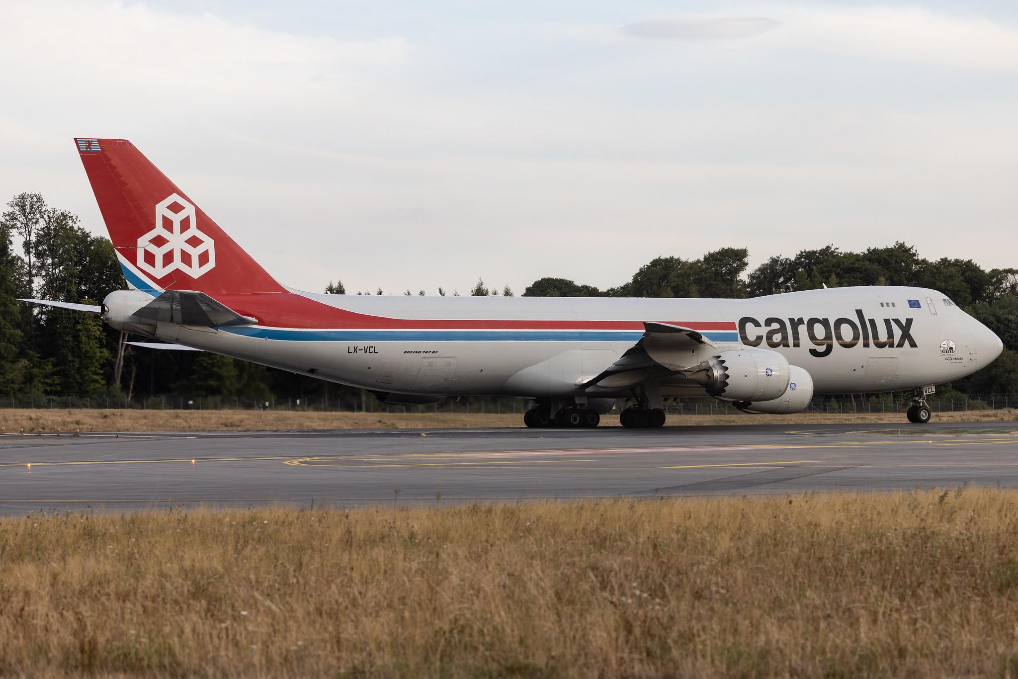 Luxembourg Findel Airport: Cargolux (CV / CLX) |  Boeing 747-8R7F B748 | LX-VCL | MSN 35823