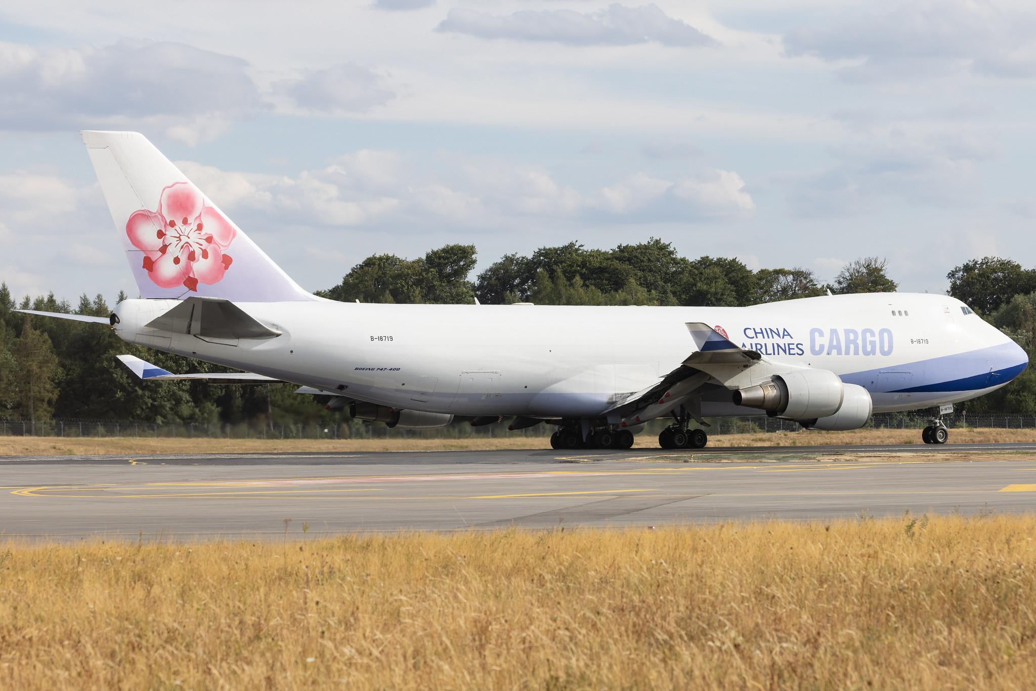Luxembourg Findel Airport: China Airlines Cargo (CI / CAL) | Operator: China Airlines |  Boeing 747-409(F) B744 | B-18719 | MSN 33739