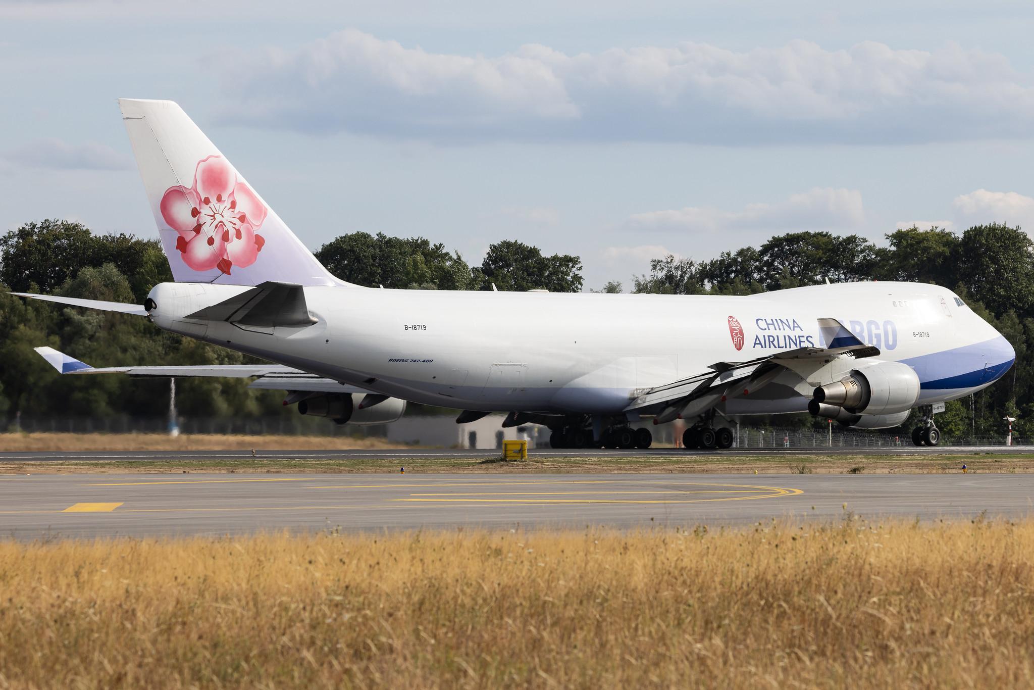 Luxembourg Findel Airport: China Airlines Cargo (CI / CAL) | Operator: China Airlines | Boeing 747-409(F) B744 | B-18719 | MSN 33739