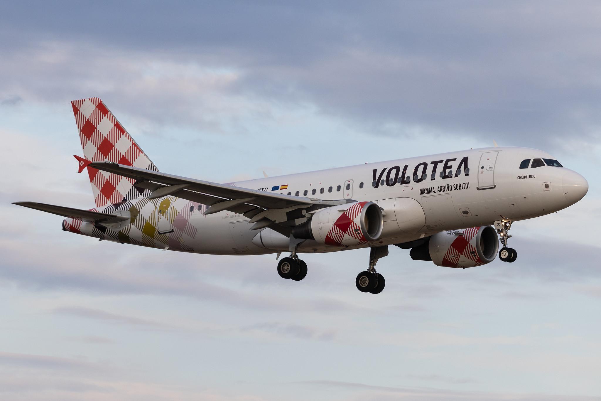 Luxembourg Findel Airport: Volotea (V7 / VOE) |  Airbus A319-111 A319 | EC-MTC | MSN 02258
