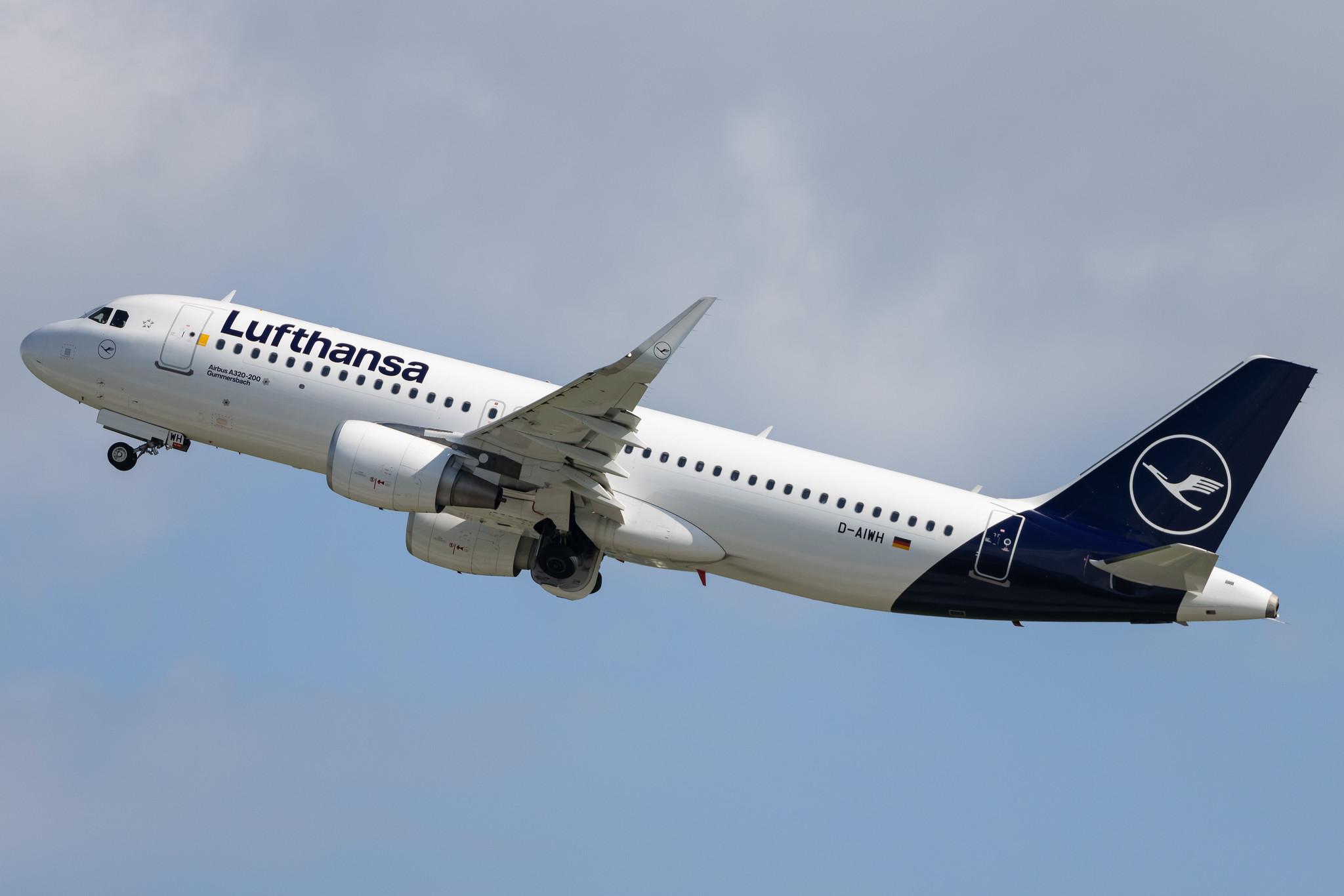 Munich Airport: Lufthansa (LH / DLH) | Airbus A320-214 A320 | D-AIWH | MSN 8911