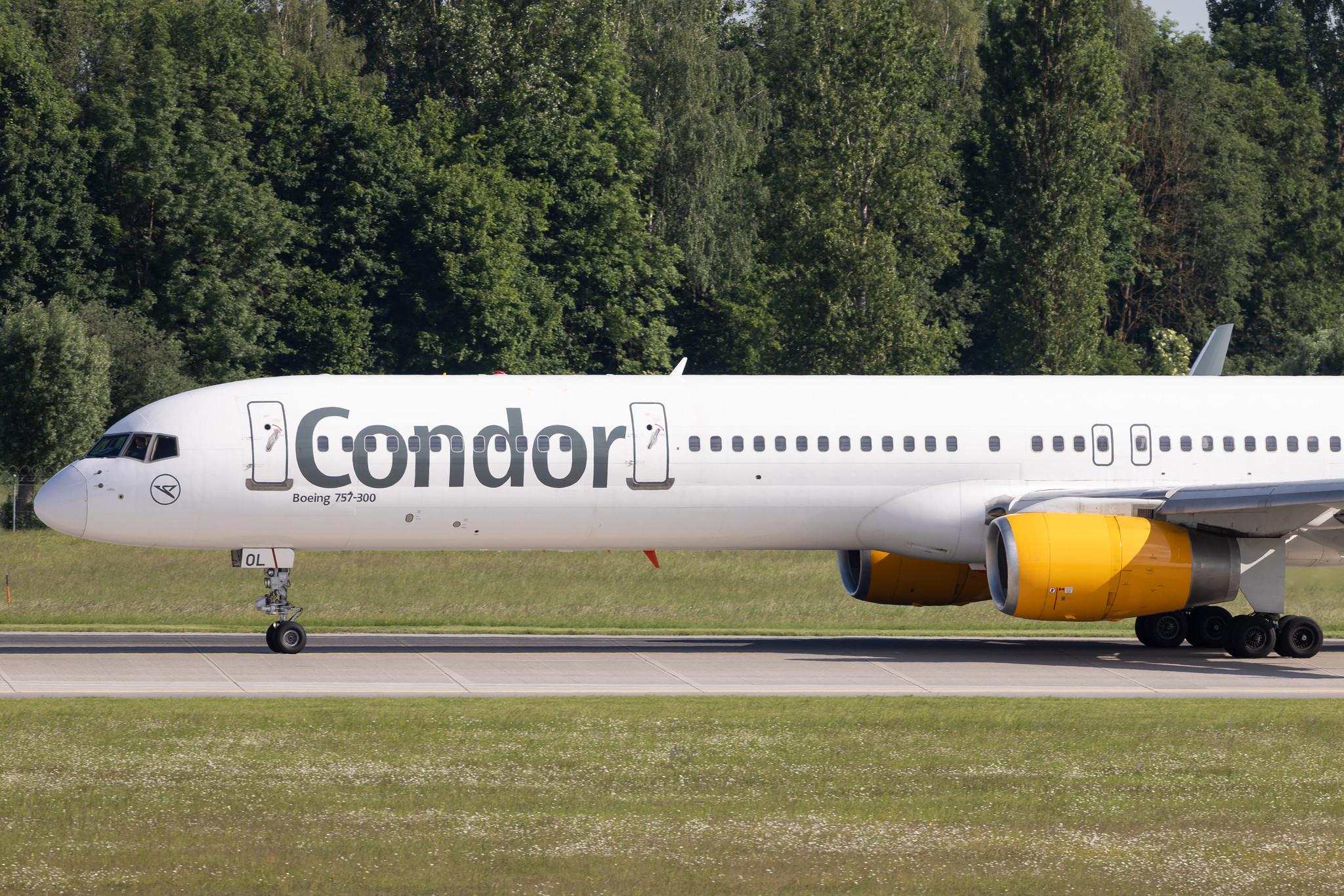 Munich Airport: Condor (DE / CFG) | Boeing 757-330 B753 | D-ABOL | MSN 29021