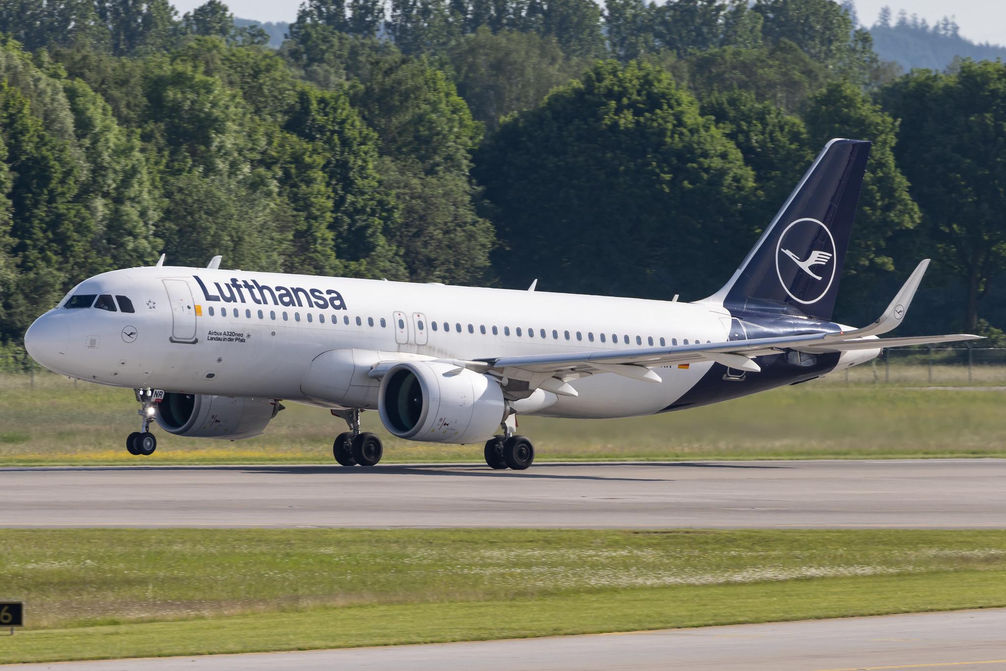 Munich Airport: Lufthansa (LH / DLH) | Airbus A320-271N A20N | D-AINR | MSN 8725