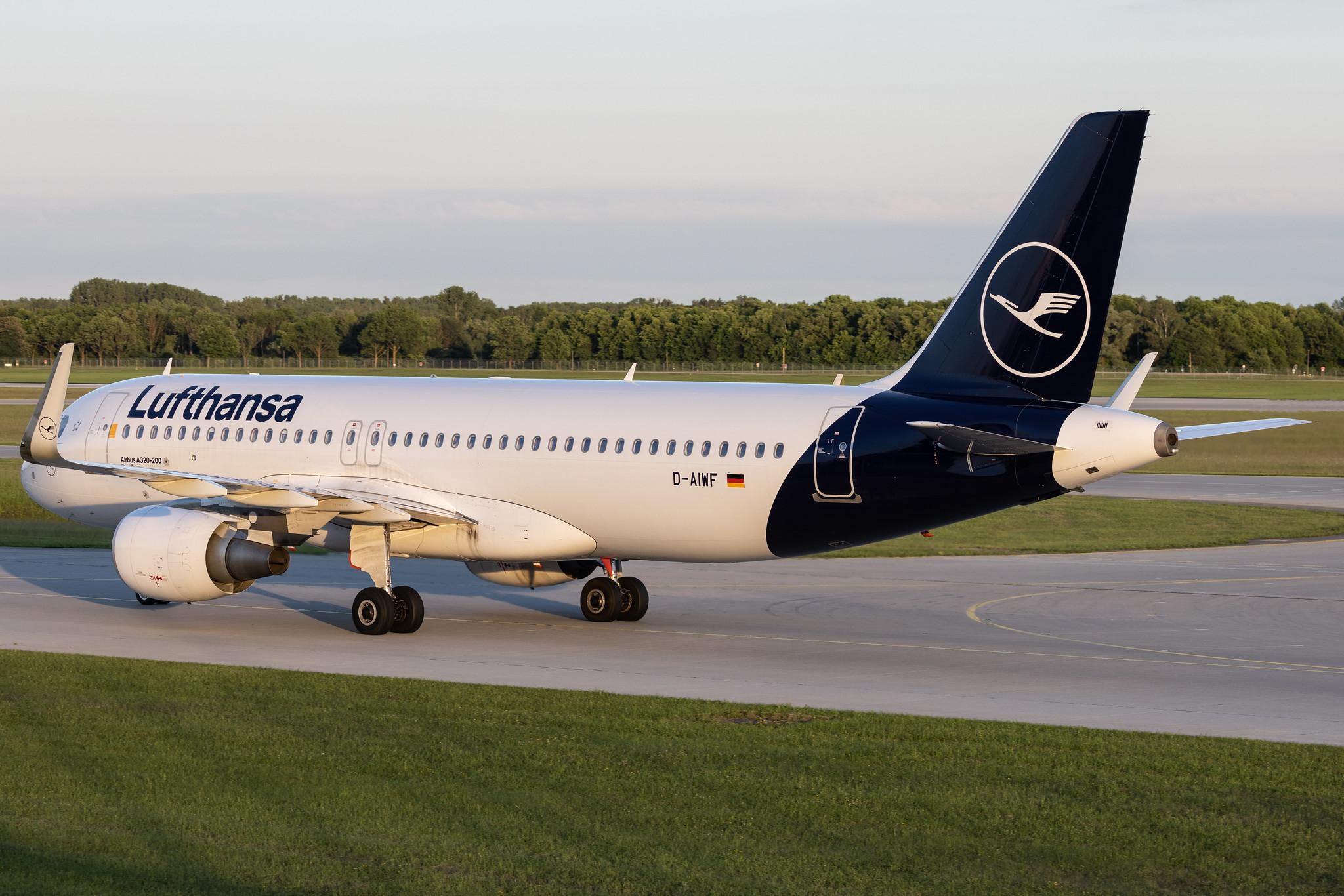 Munich Airport: Lufthansa (LH / DLH) | Airbus A320-214 A320 | D-AIWF | MSN 8853