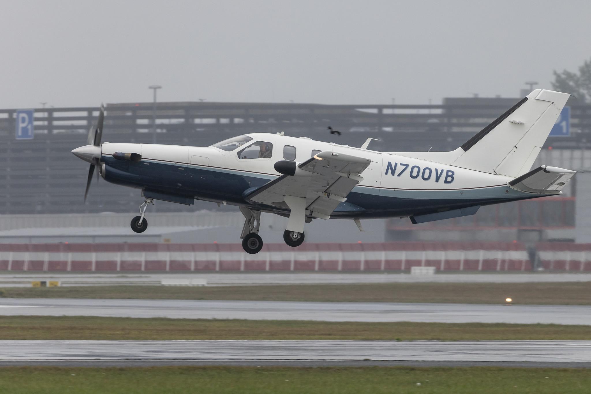 Hamburg Airport: Private Owner | Socata TBM-700C TBM7 | N700VB | MSN 237