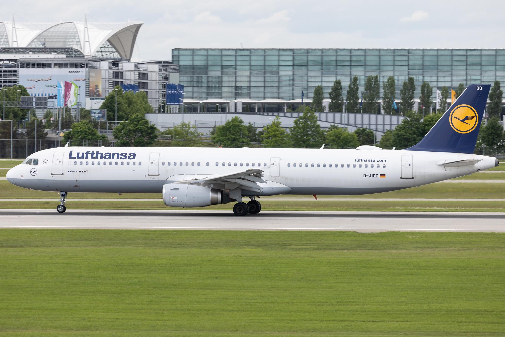 Munich Airport: Lufthansa (LH / DLH) | Airbus A321-231 A321 | D-AIDO | MSN 4994