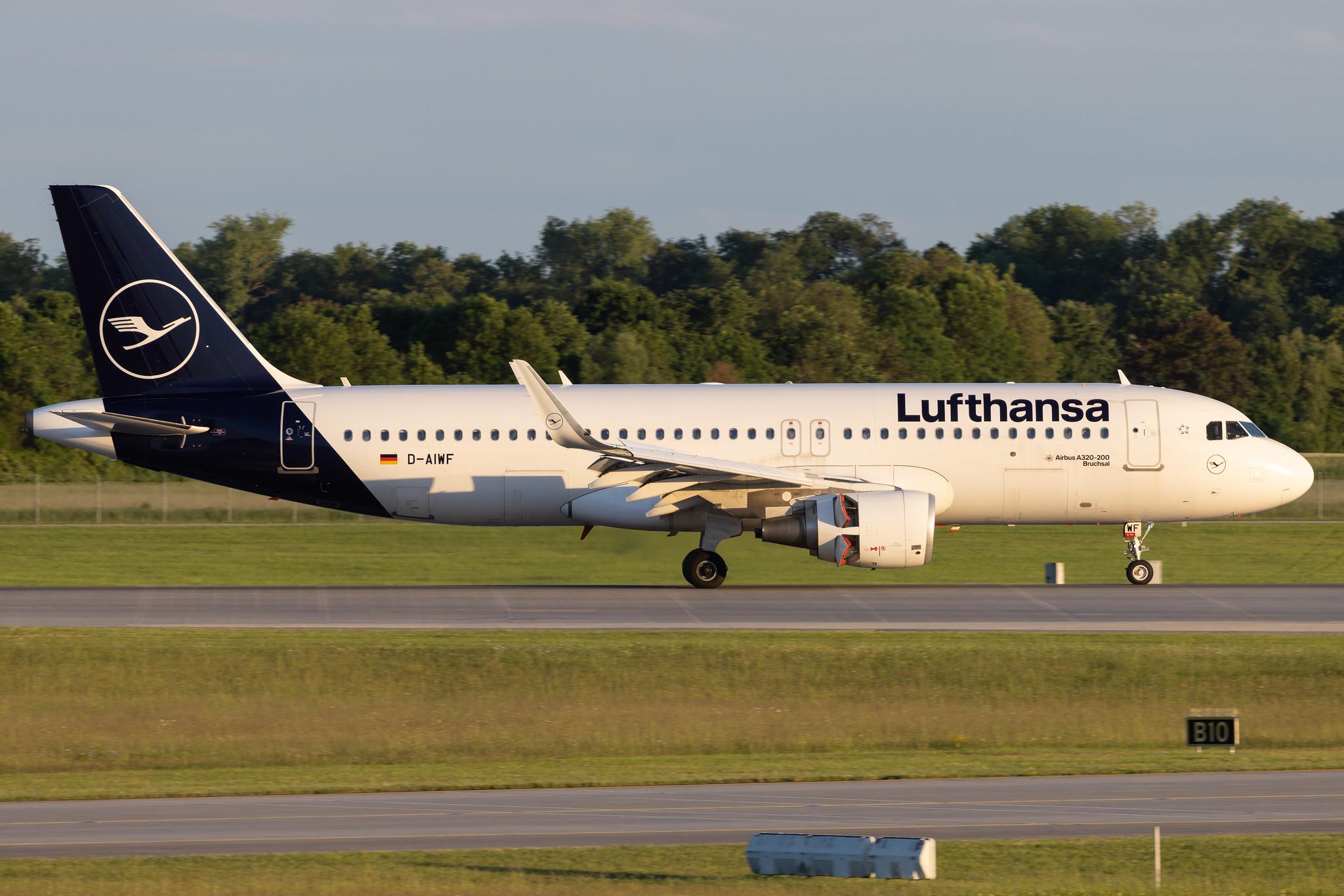 Munich Airport: Lufthansa (LH / DLH) | Airbus A320-214 A320 | D-AIWF | MSN 8853