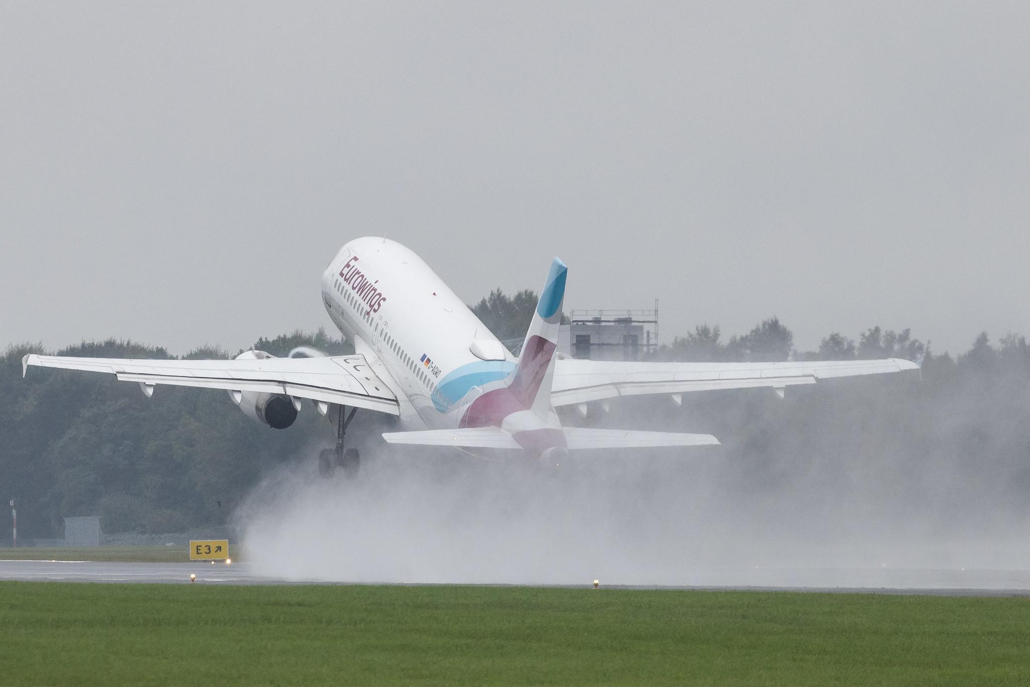 Hamburg Airport: Eurowings (EW / EWG) | Airbus A319-132 A319 | D-AGWO | MSN 4166