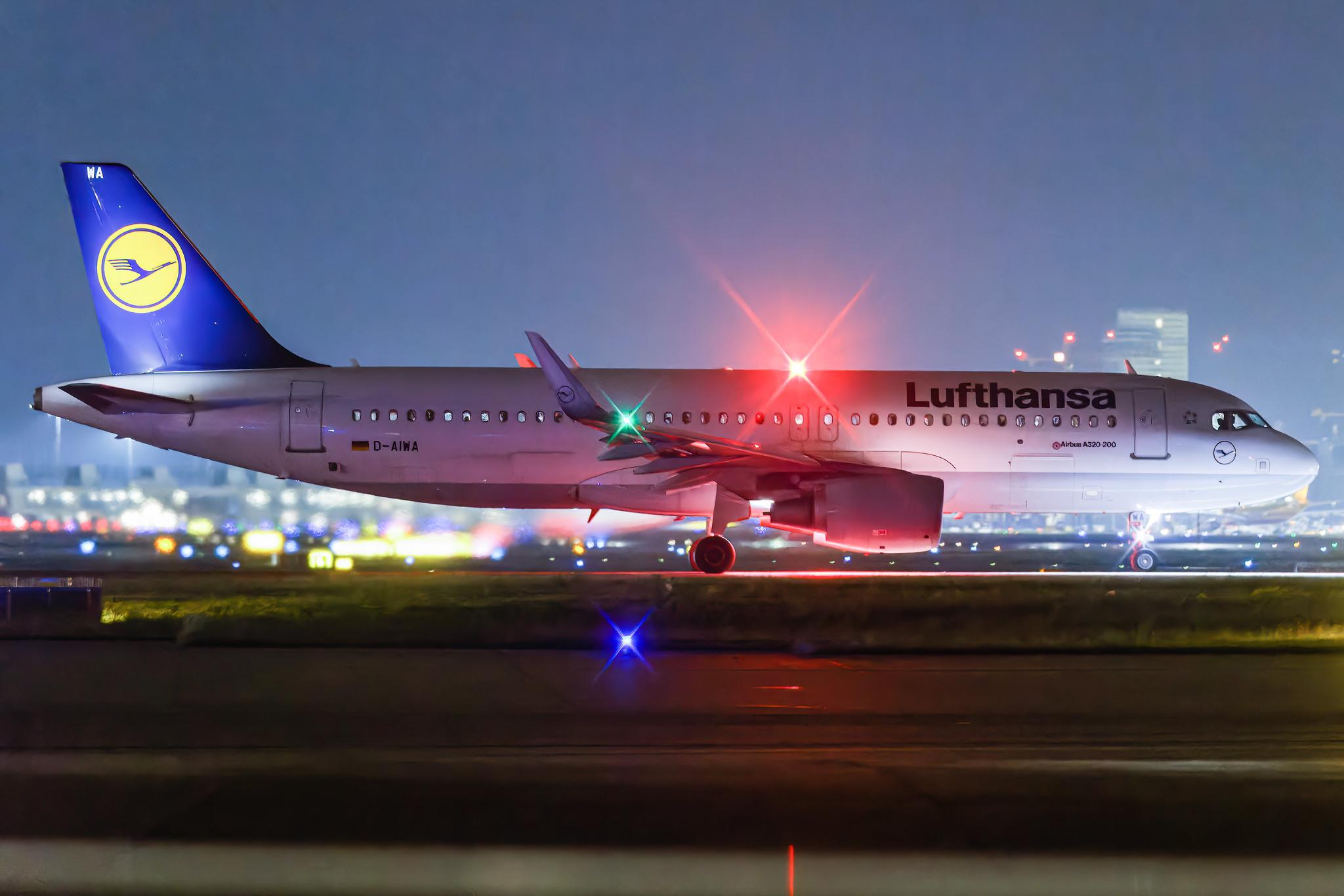 Frankfurt Airport: Lufthansa (LH / DLH) | Airbus A320-214 A320 | D-AIWA | MSN 7681