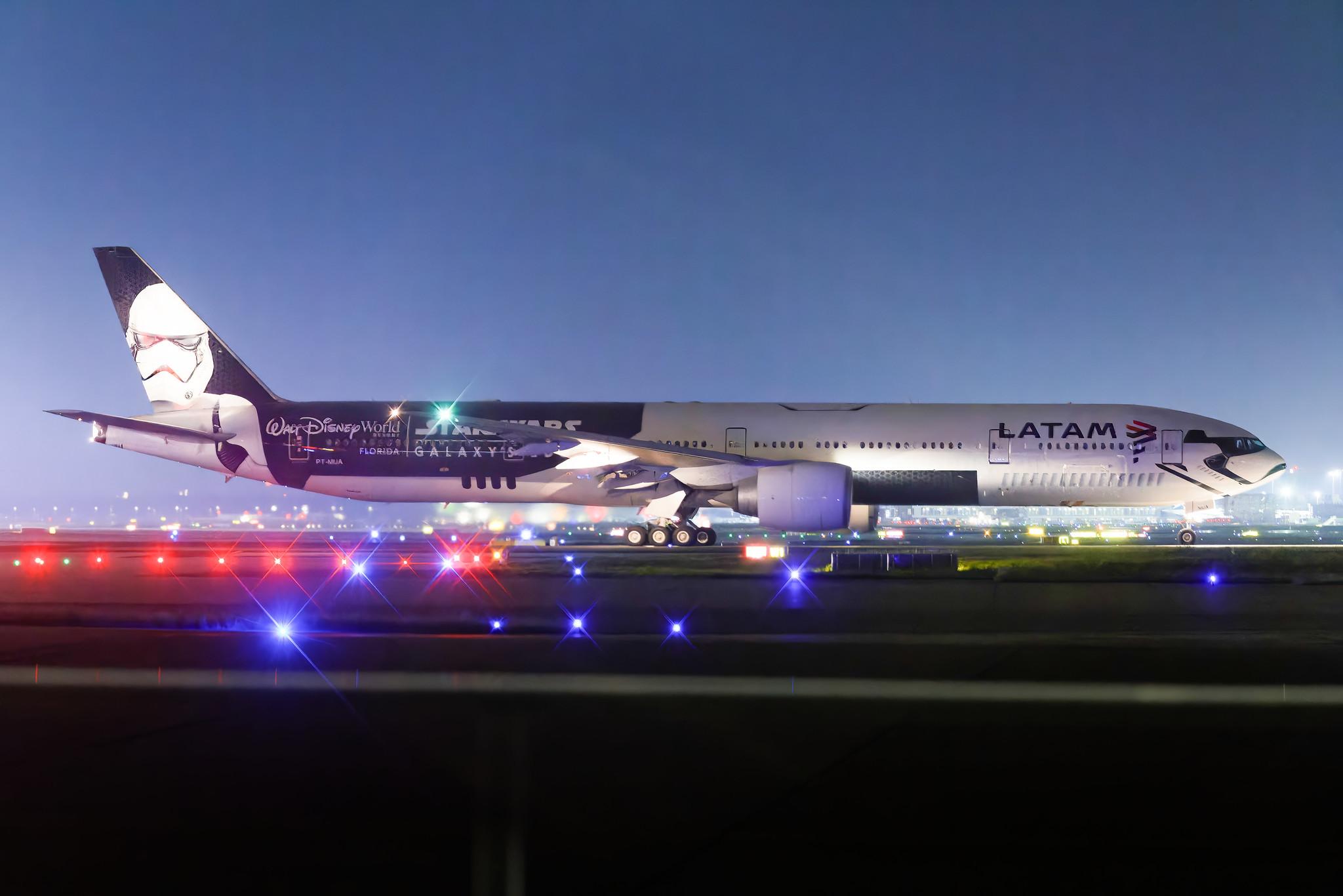Frankfurt Airport: LATAM Airlines (LA / LAN) | Livery: Star Wars-Galaxy's Edge Livery | Operator: LATAM Brasil | Boeing 777-32W(ER) B77W | PT-MUA | MSN 37664