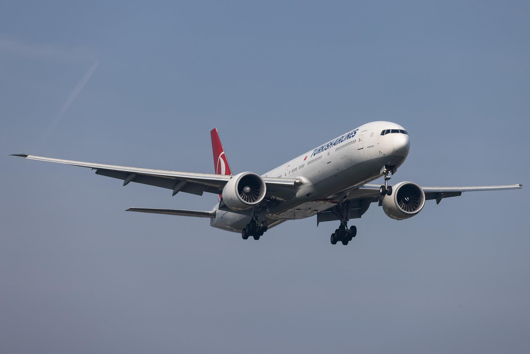 London Heathrow: Turkish Airlines (TK / THY) |  Boeing 777-3F2(ER) B77W | TC-JJV | MSN 44119