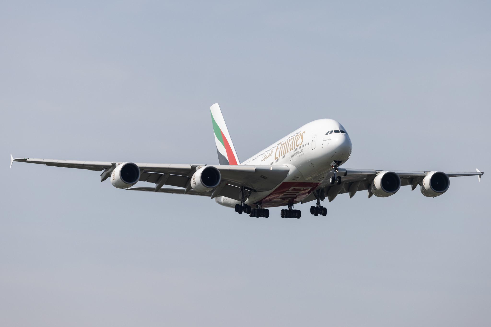 London Heathrow: Emirates (EK / UAE) |  Airbus A380-861 A388 | A6-EUA | MSN 211