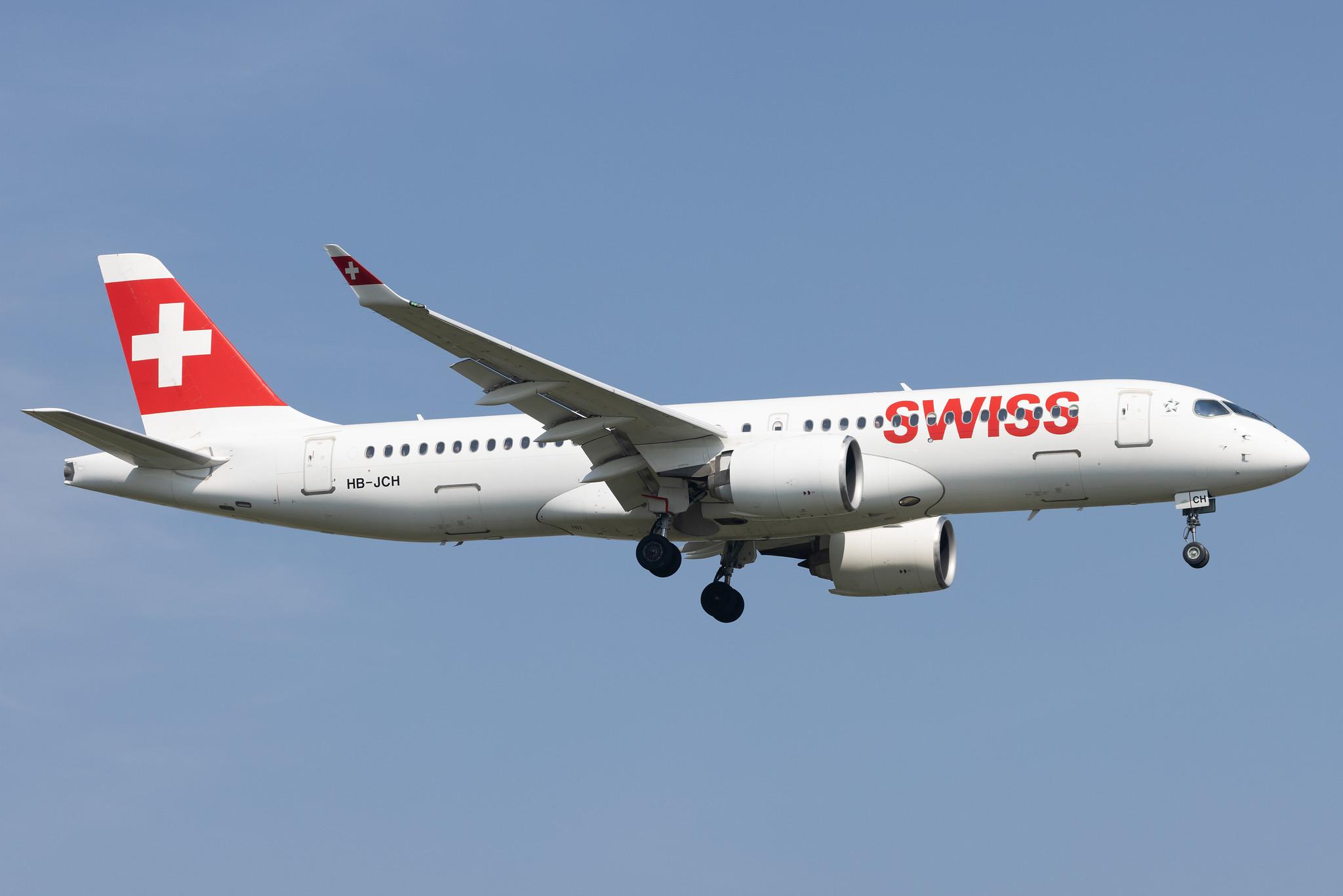 London Heathrow: Swiss (LX / SWR) |   Airbus A220-300 BCS3 | HB-JCH | MSN 55021