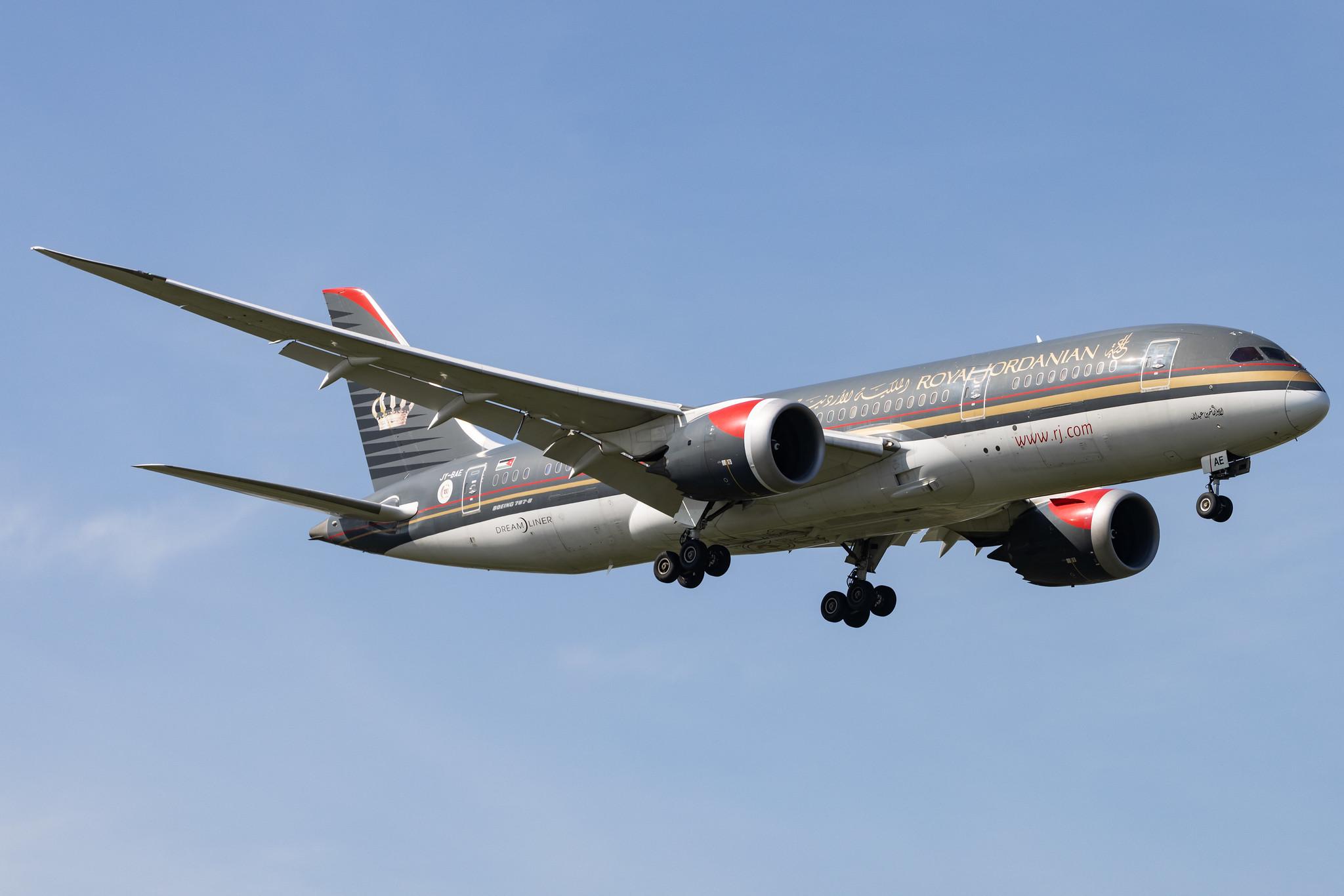 London Heathrow: Royal Jordanian (RJ / RJA) |  Boeing 787-8 Dreamliner B788 | JY-BAE | MSN 37166