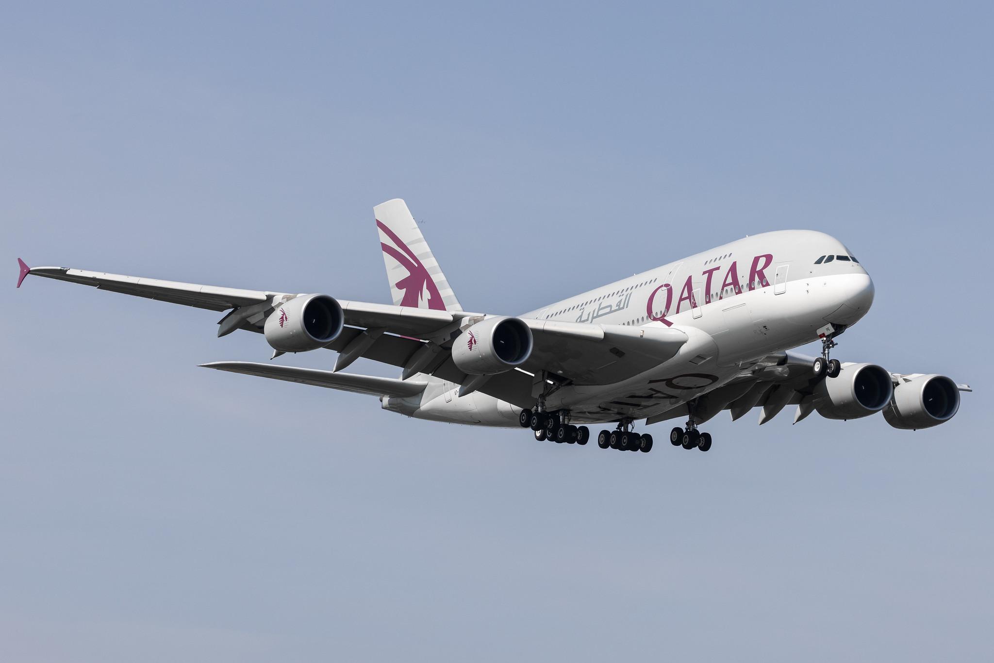 London Heathrow: Qatar Airways (QR / QTR) |  Airbus A380-861 A388 | A7-APE | MSN 181