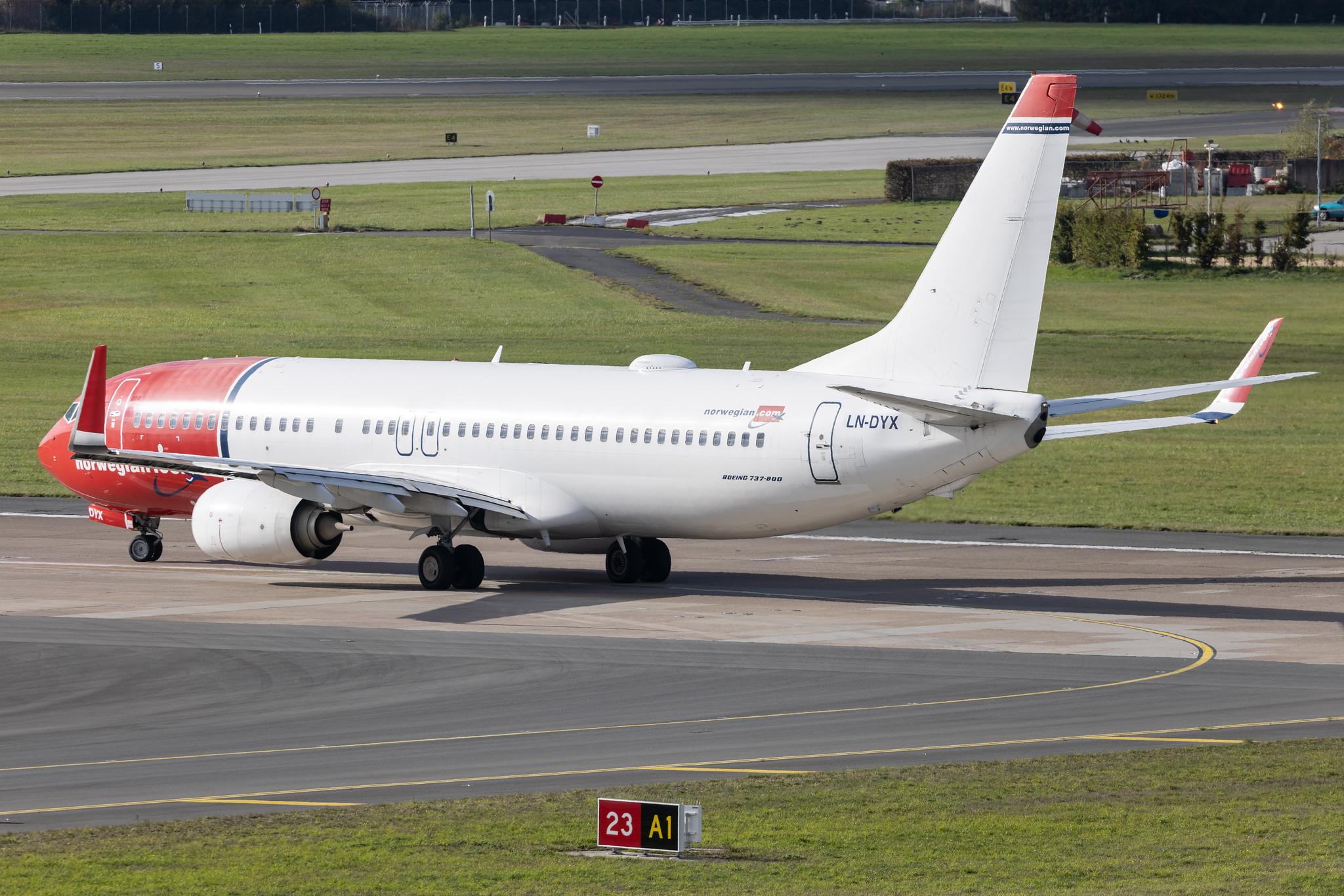 Hamburg Airport: Norwegian (DY / NAX) | Operator: Norwegian Air Shuttle AOC | Boeing 737-8JP B738 | LN-DYX | MSN 39011