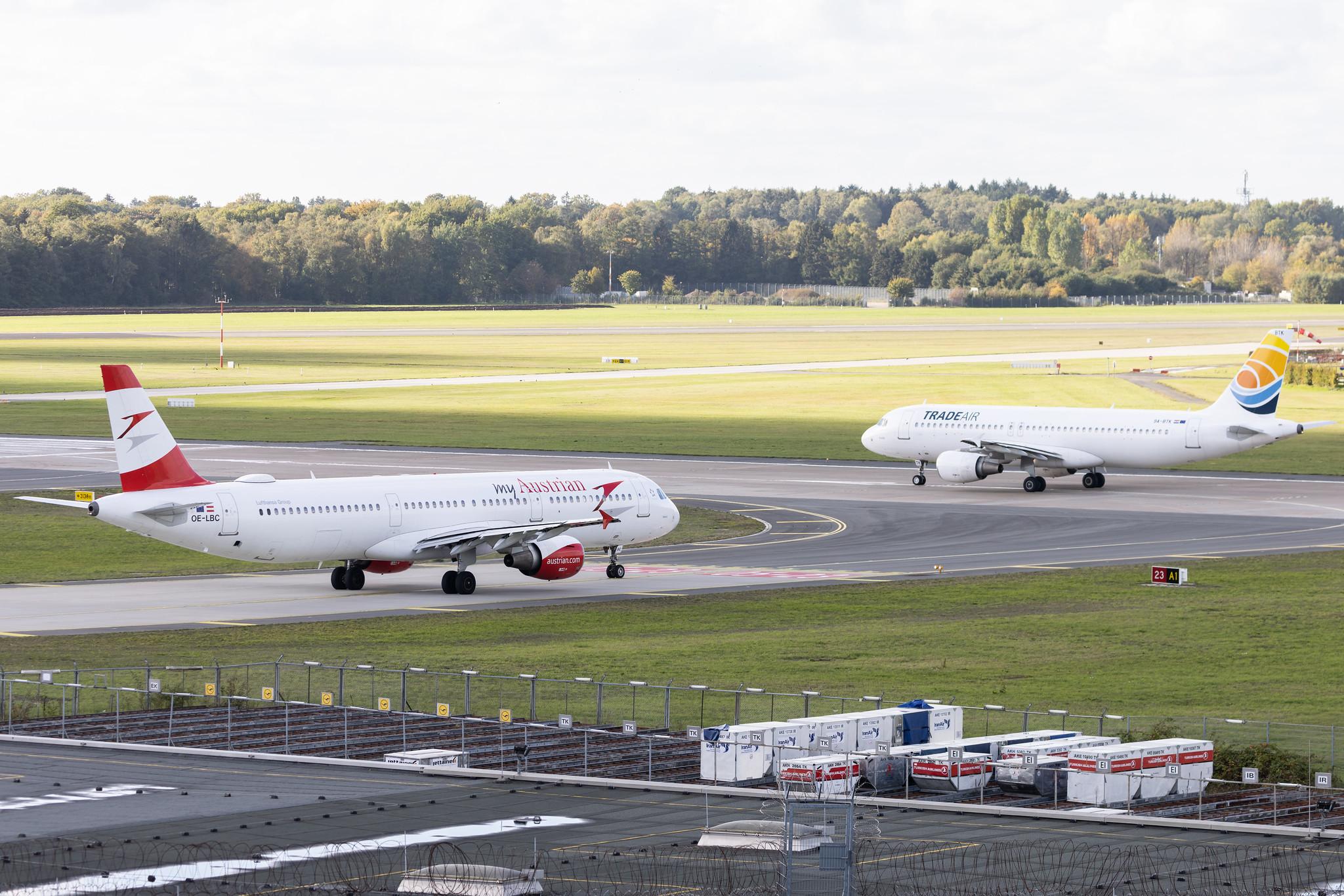 Hamburg Airport: Austrian Airlines (OS / AUA) | Airbus A321-111 A321 | OE-LBC | MSN 0581