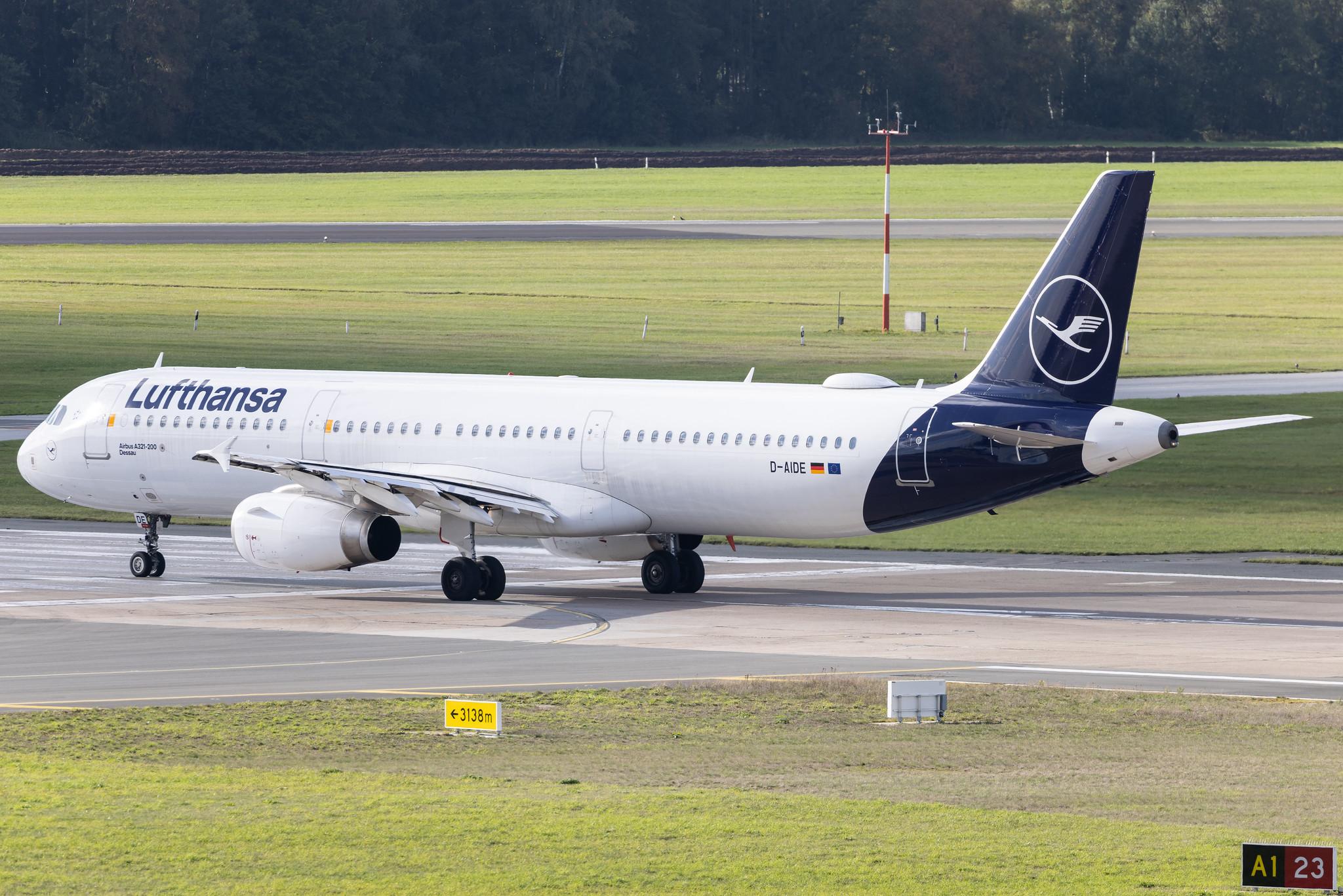 Hamburg Airport: Lufthansa (LH / DLH) | Airbus A321-231 A321 | D-AIDE | MSN 4607