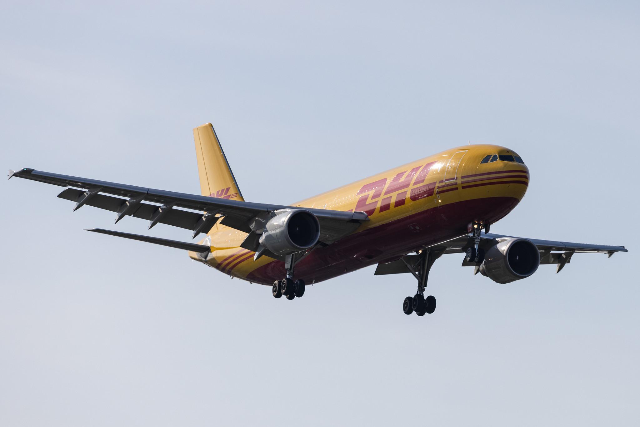London Heathrow: DHL (D0 / DHK) | Operator: European Air Transport |  Airbus A300B4-622R(F) A306 | D-AEAG | MSN 621