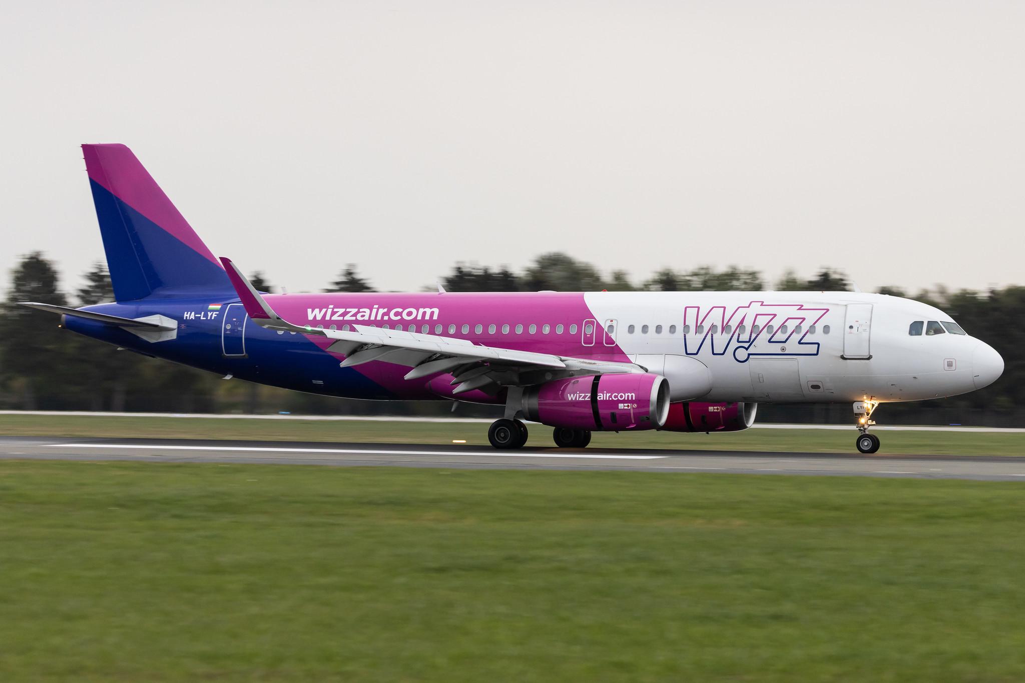 Hamburg Airport: Wizz Air (W6 / WZZ) | Airbus A320-232 A320 | HA-LYF | MSN 6195