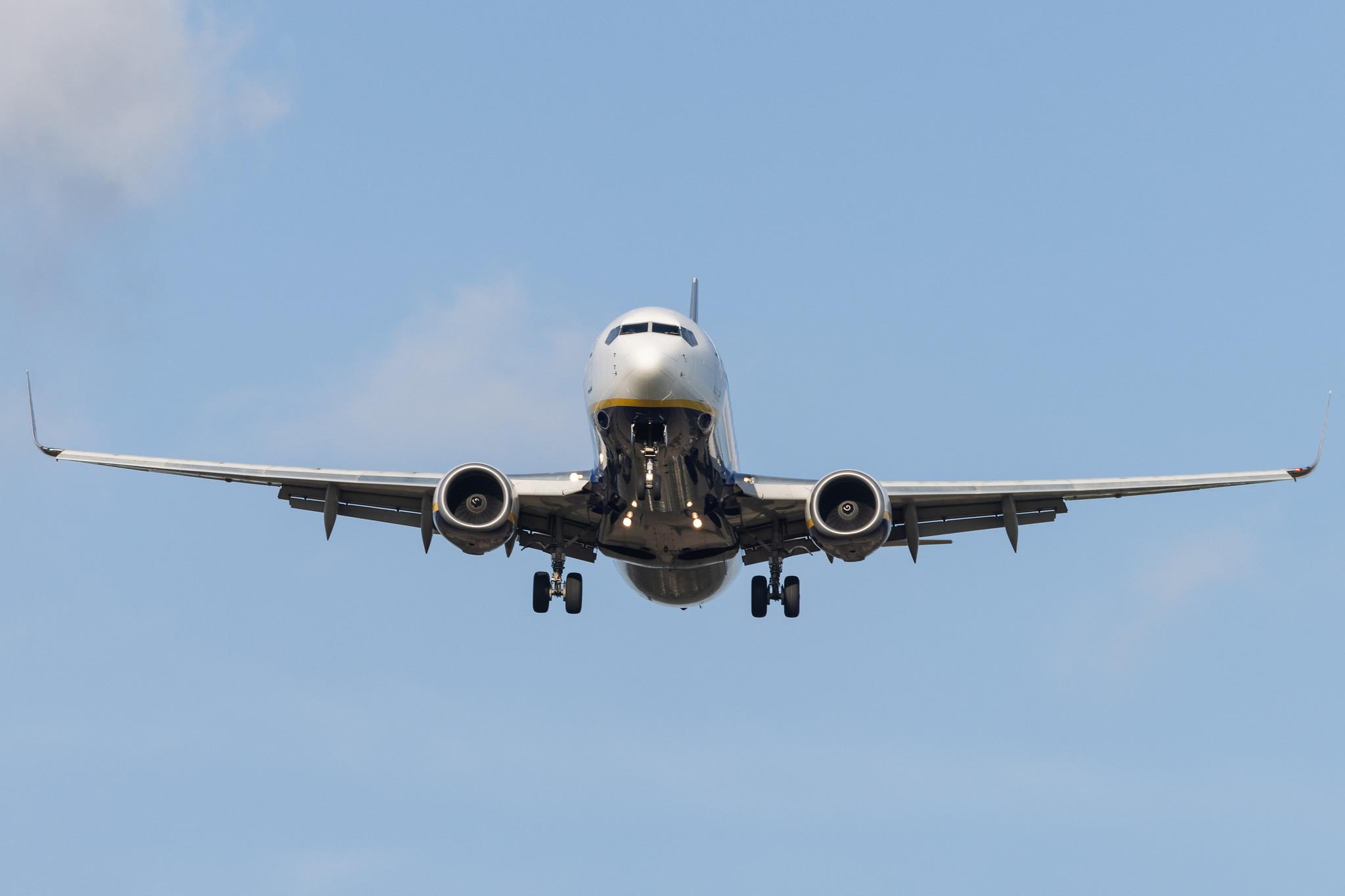Flughafen Berlin Brandenburg: Ryanair (FR / RYR) | Boeing 737-8AS B738 | EI-DWT | MSN 33626