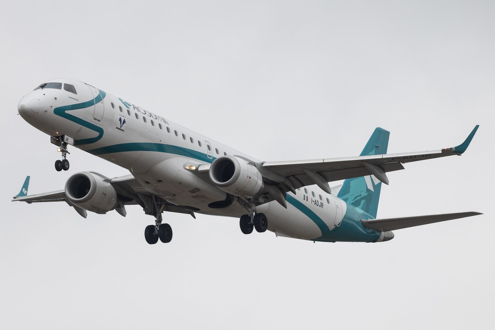 Flughafen Berlin Brandenburg: Air Dolomiti (EN / DLA) | Embraer E195LR E195 | I-ADJR | MSN 19000595