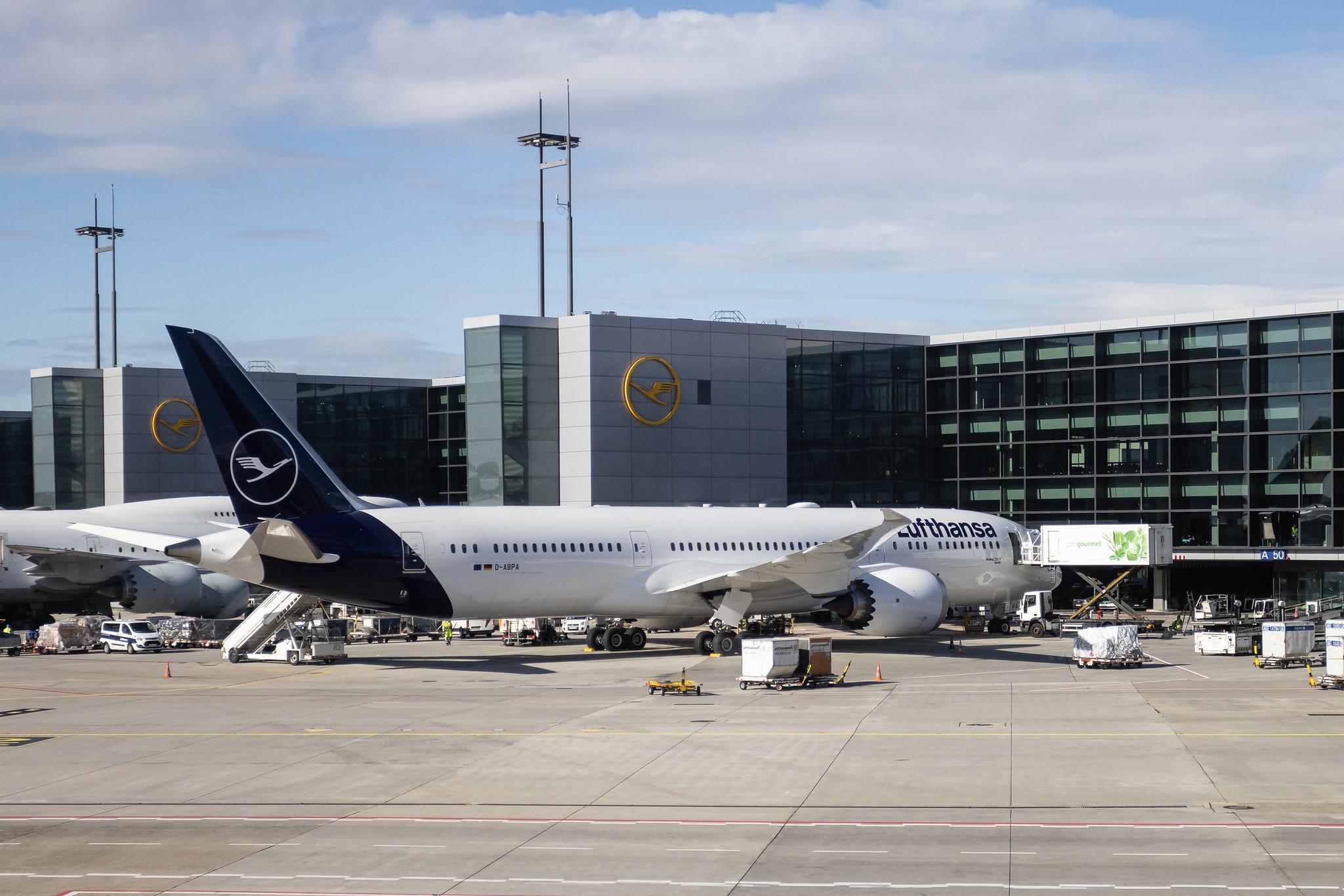 Frankfurt Airport: Lufthansa (LH / DLH) | Boeing 787-9 Dreamliner B789 | D-ABPA | MSN 62730