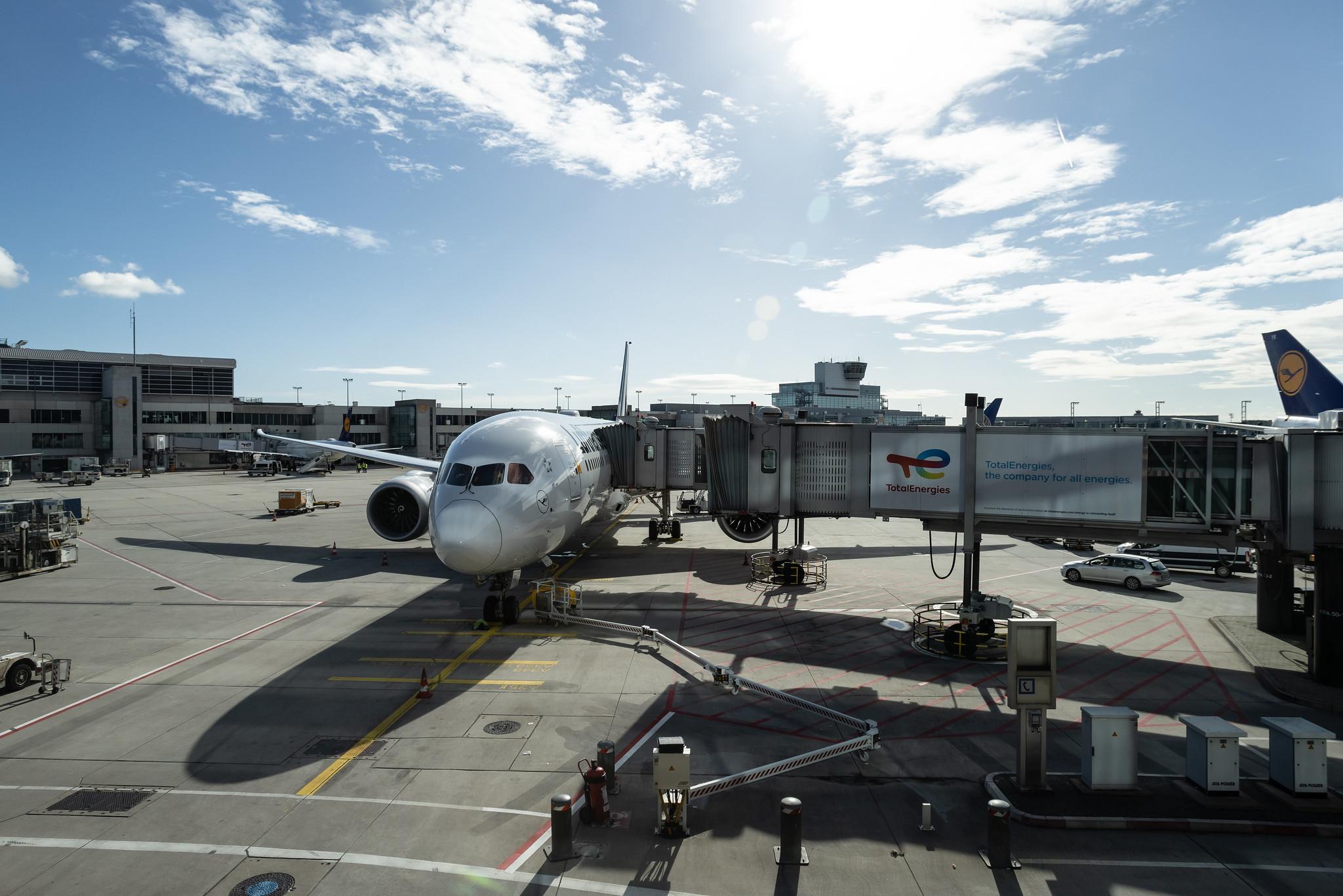 Frankfurt Airport: Lufthansa (LH / DLH) | Boeing 787-9 Dreamliner B789 | D-ABPA | MSN 62730